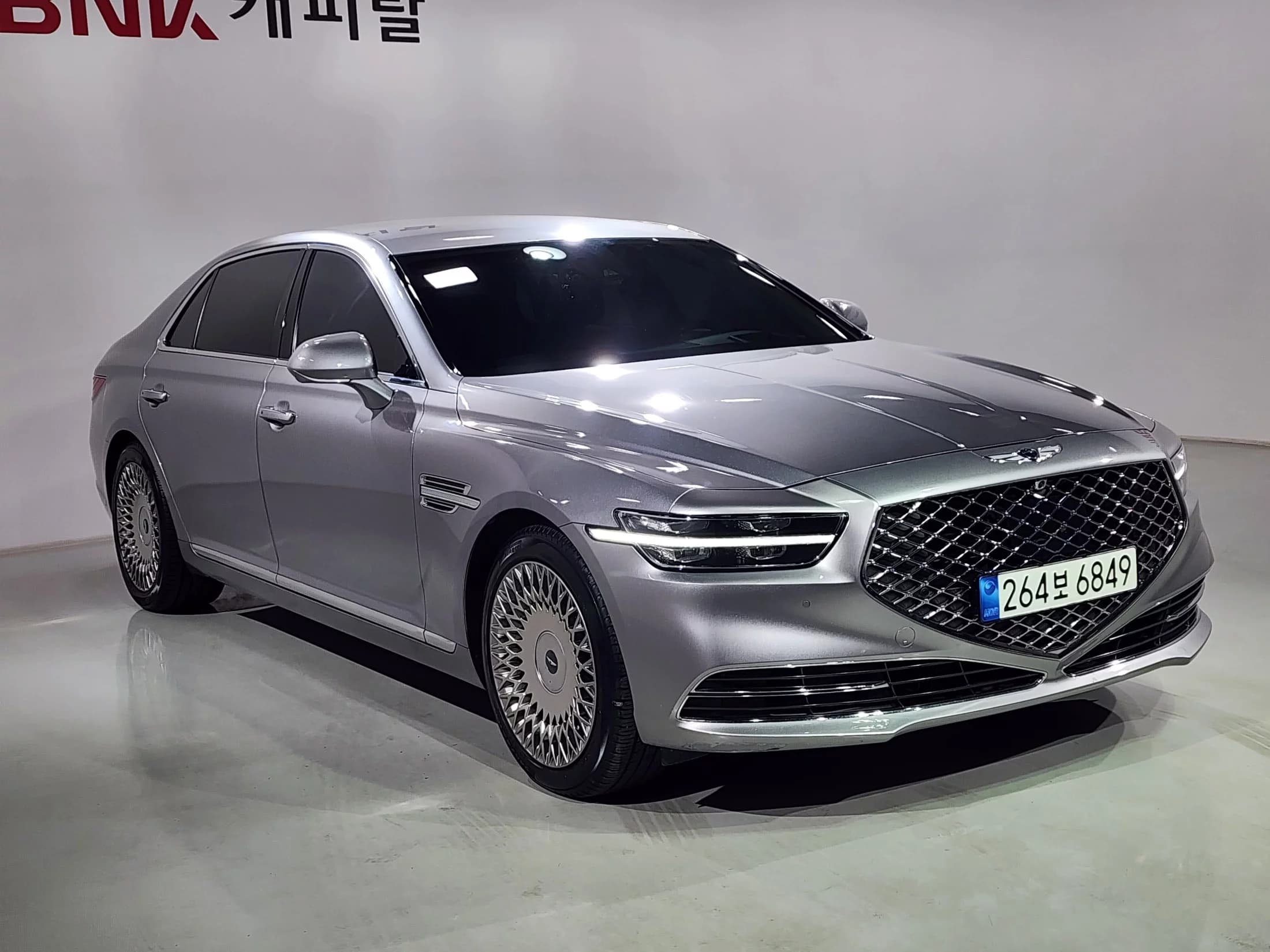Genesis G90 3.8 AWD Premium Luxury, 2021 г. 60894 км. — фото 3