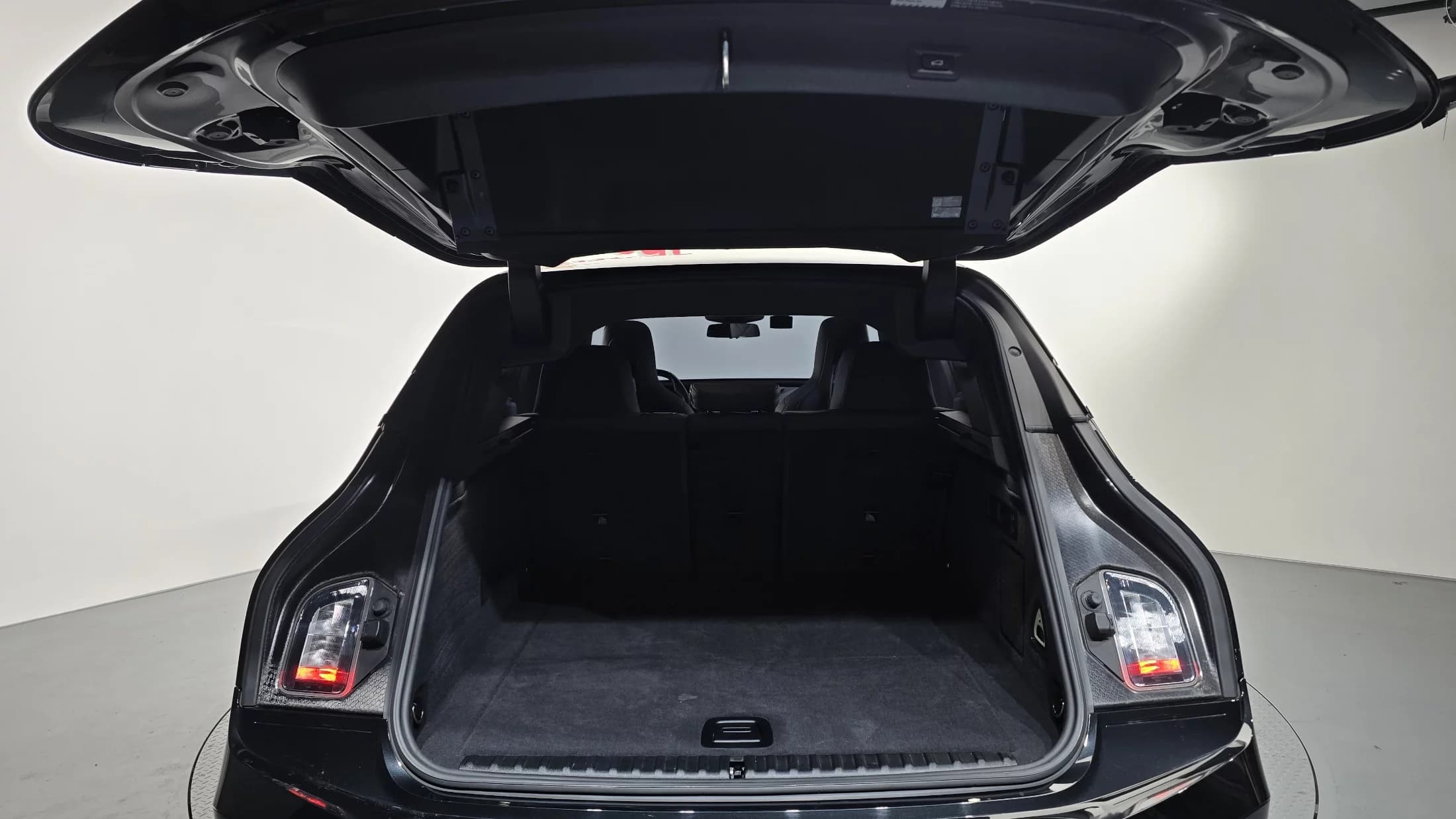 BMW iX xDrive50 Sports Plus, электромобиль, 2023 г. 25009 км. — фото 20