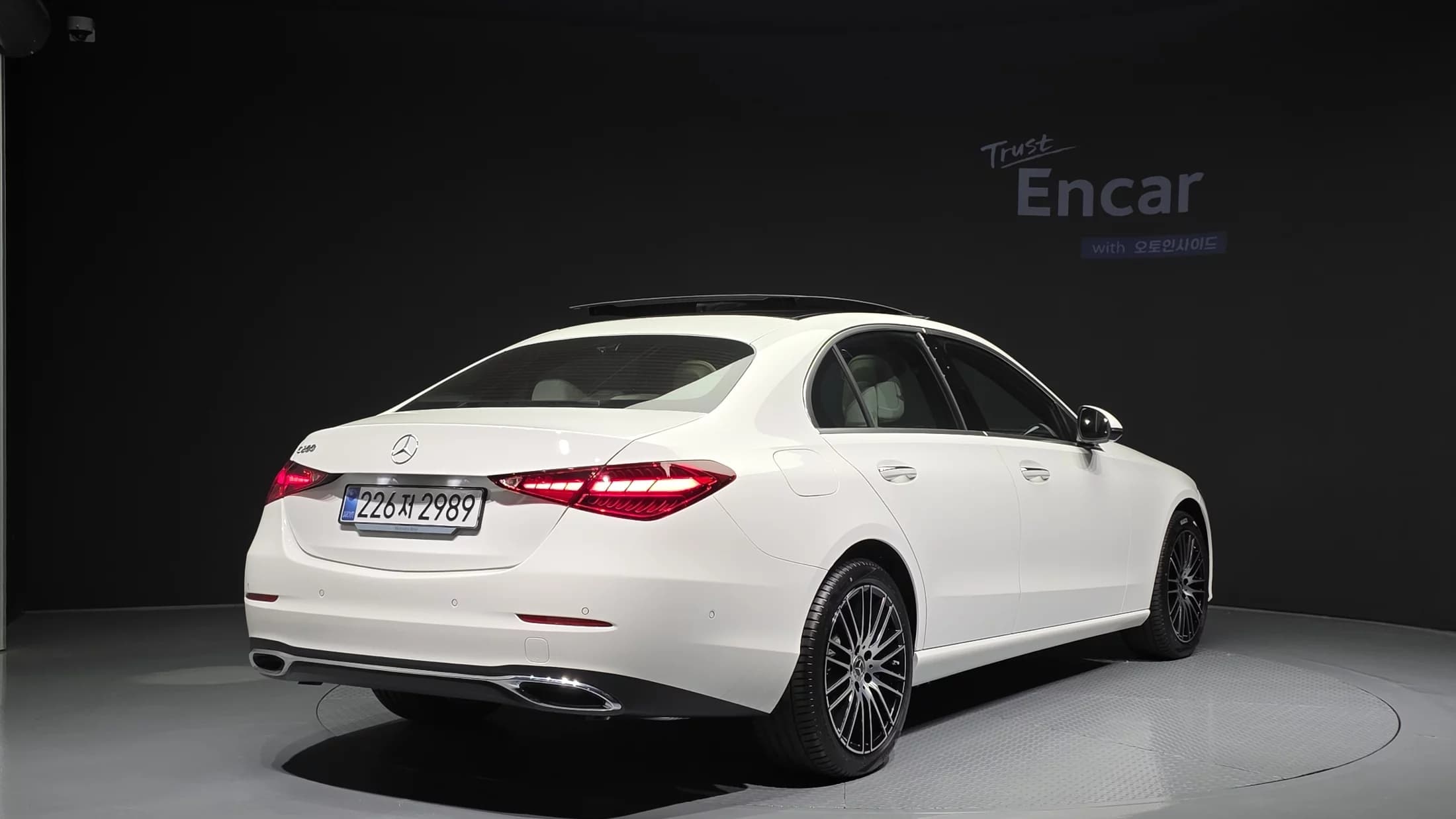 Mercedes-Benz C-Class C200 Avantgarde, 2025 г. — фото 2