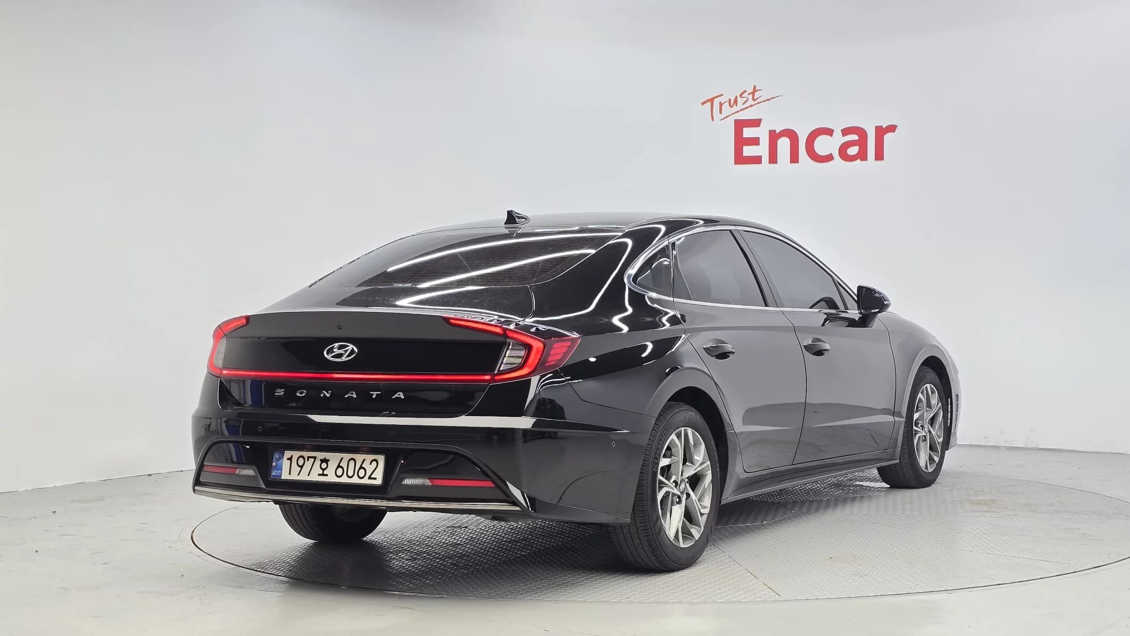 Hyundai Sonata 2.0 Premium Plus, 2022 г. 95384 км. — фото 2