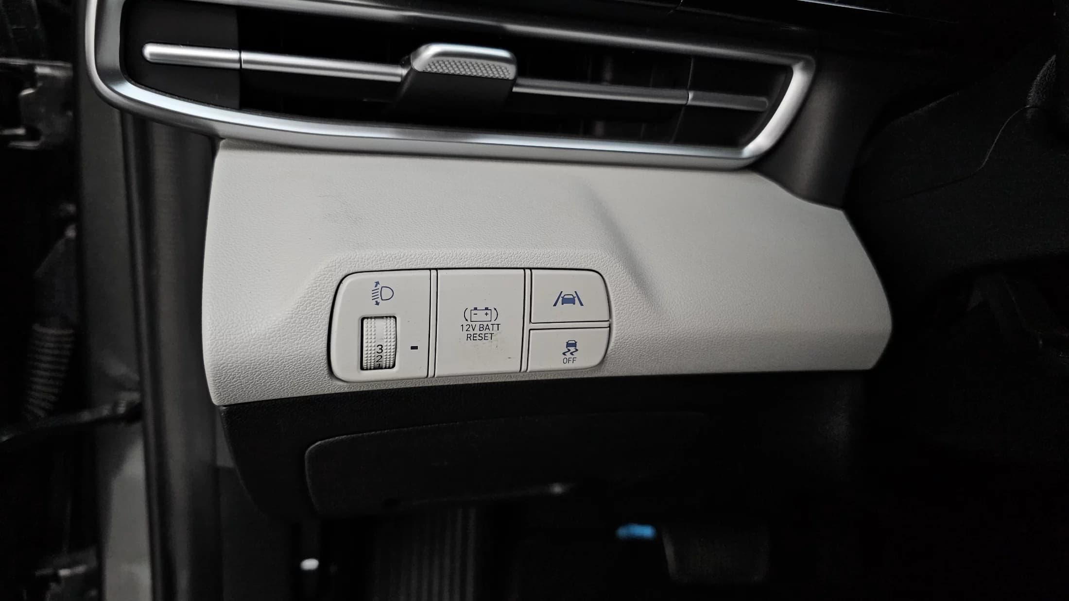 Hyundai AVANTE (Хендай Элантра) Modern, гибрид, 2023 г. 31439 км. — фото 18