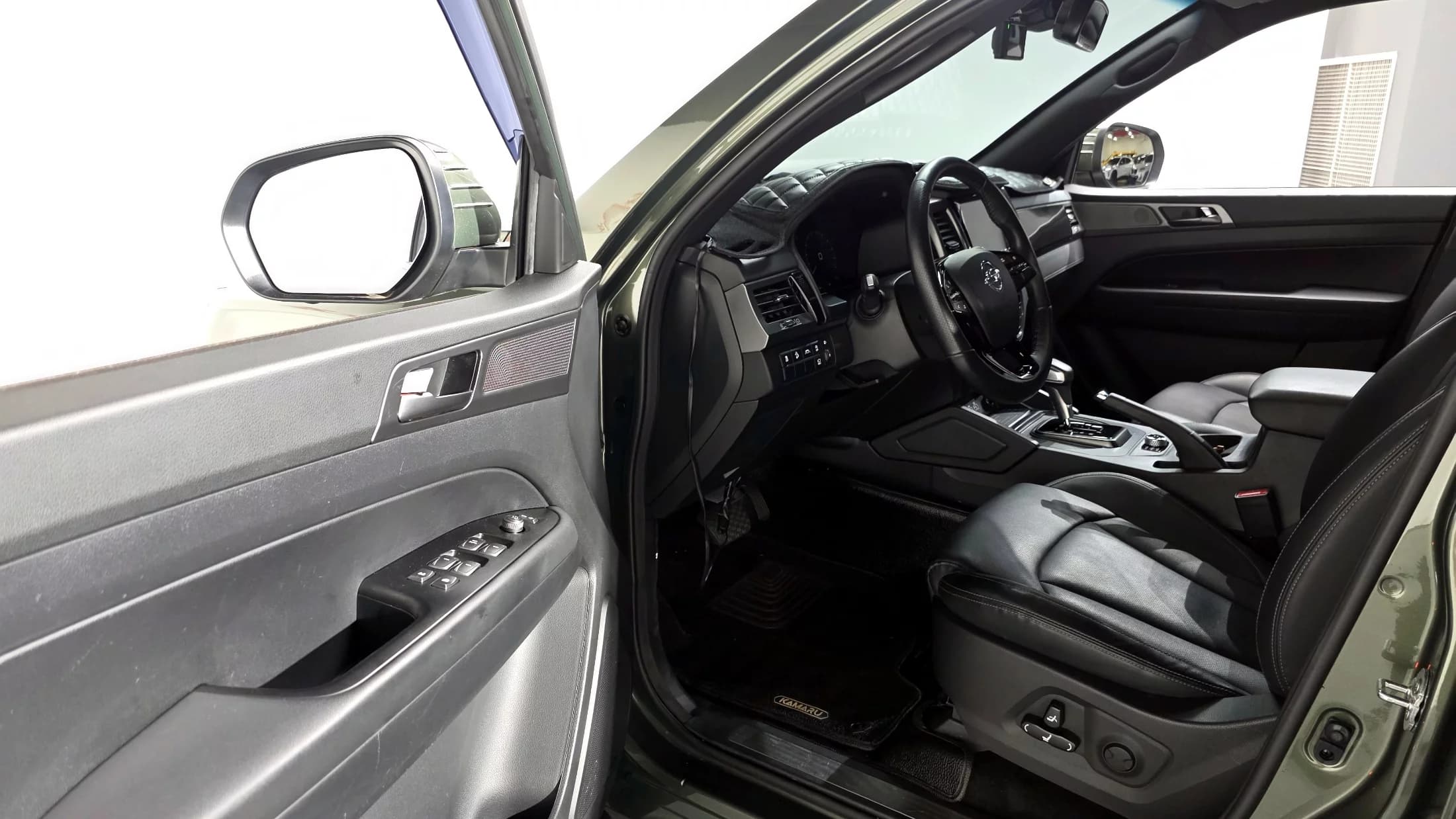 SsangYong Rexton Diesel 2.2 4WD Prestige, 2022 г. 27930 км. — фото 10
