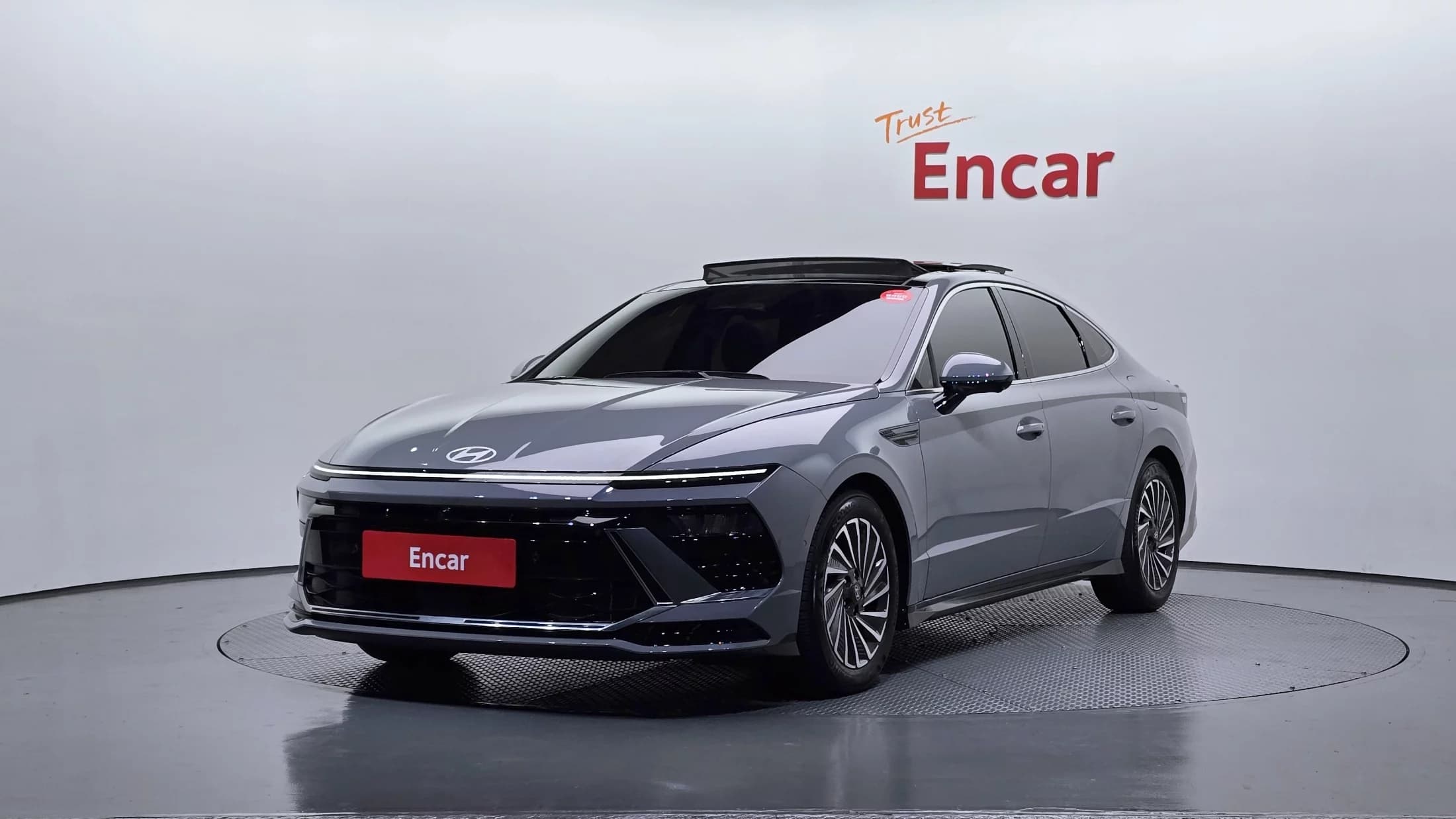 Hyundai Sonata Exclusive, гибрид, 2024 г. 9631 км.