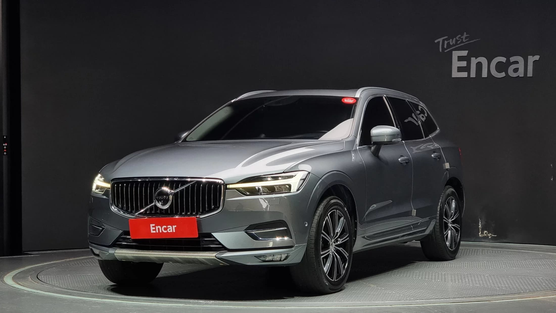 Volvo XC60 B5 Inscription, 2021 г. 156156 км.