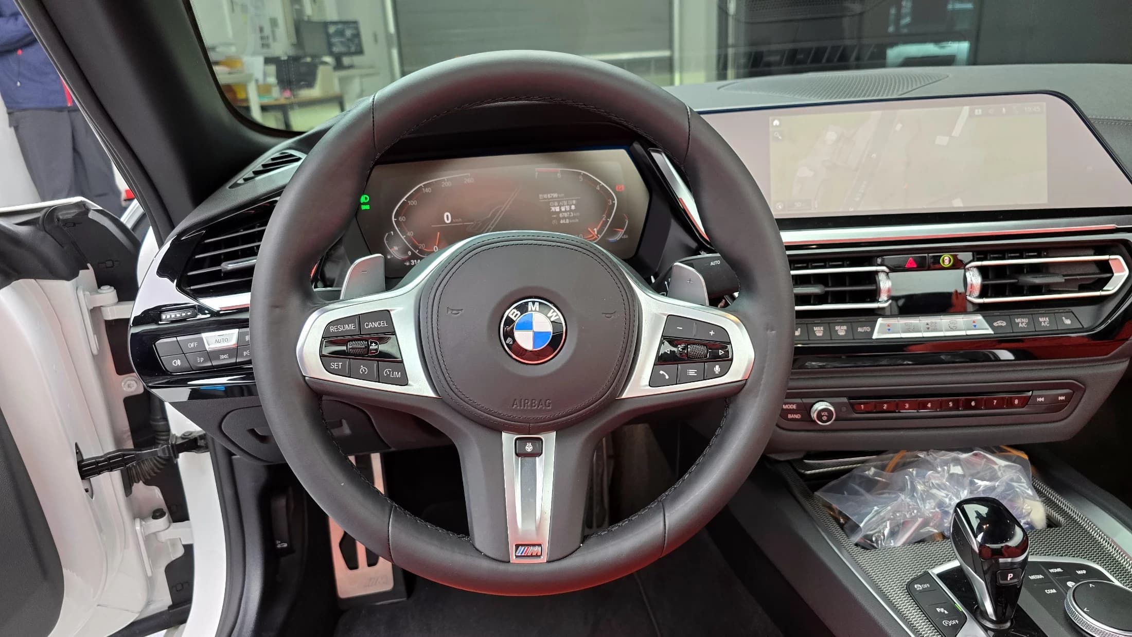 BMW Z4 sDrive20i M Sport, 2023 г. 6874 км. — фото 12