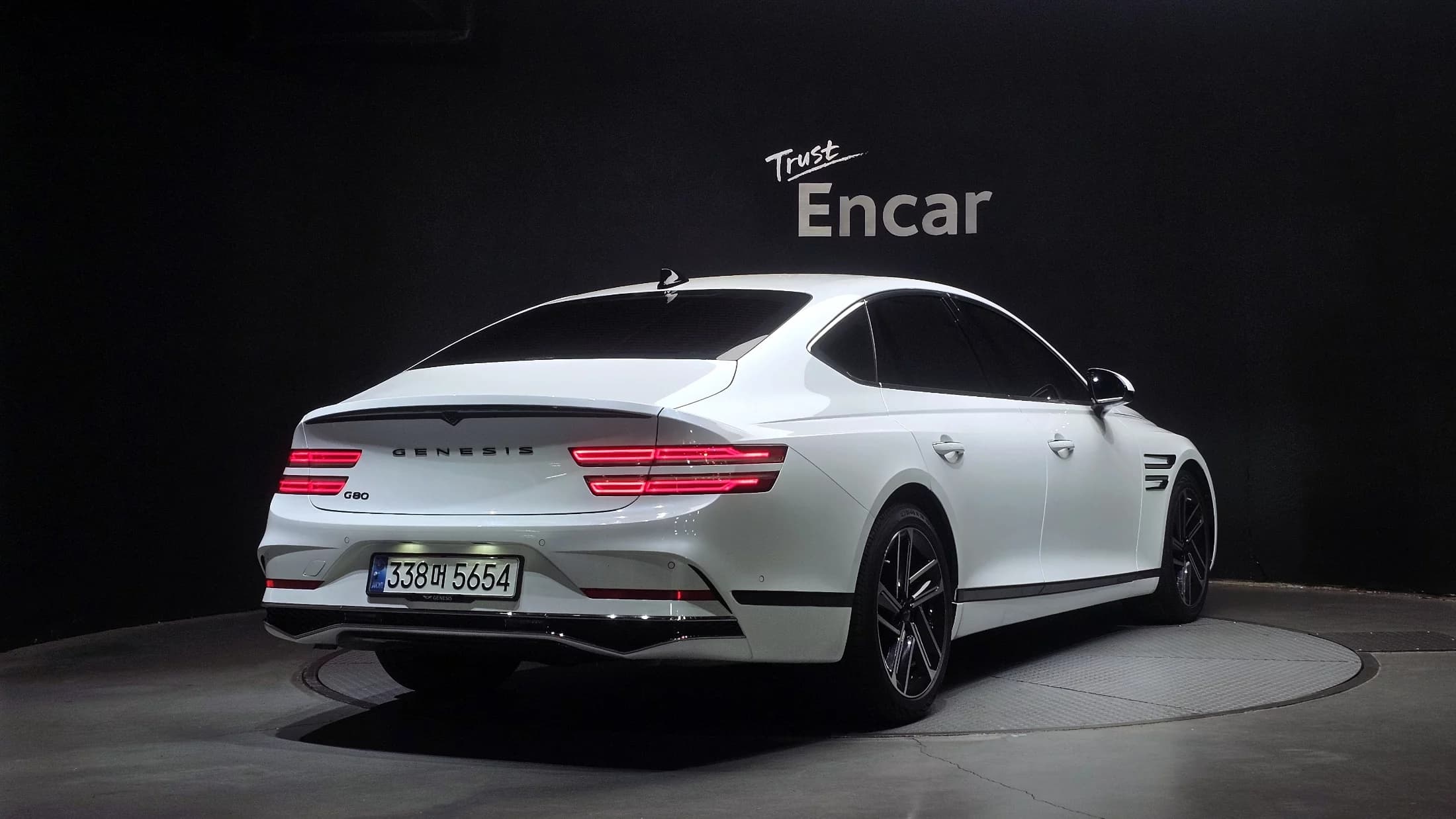 Genesis G80 Gasoline 2.5 Turbo 2WD, 2024 г. 9392 км. — фото 2