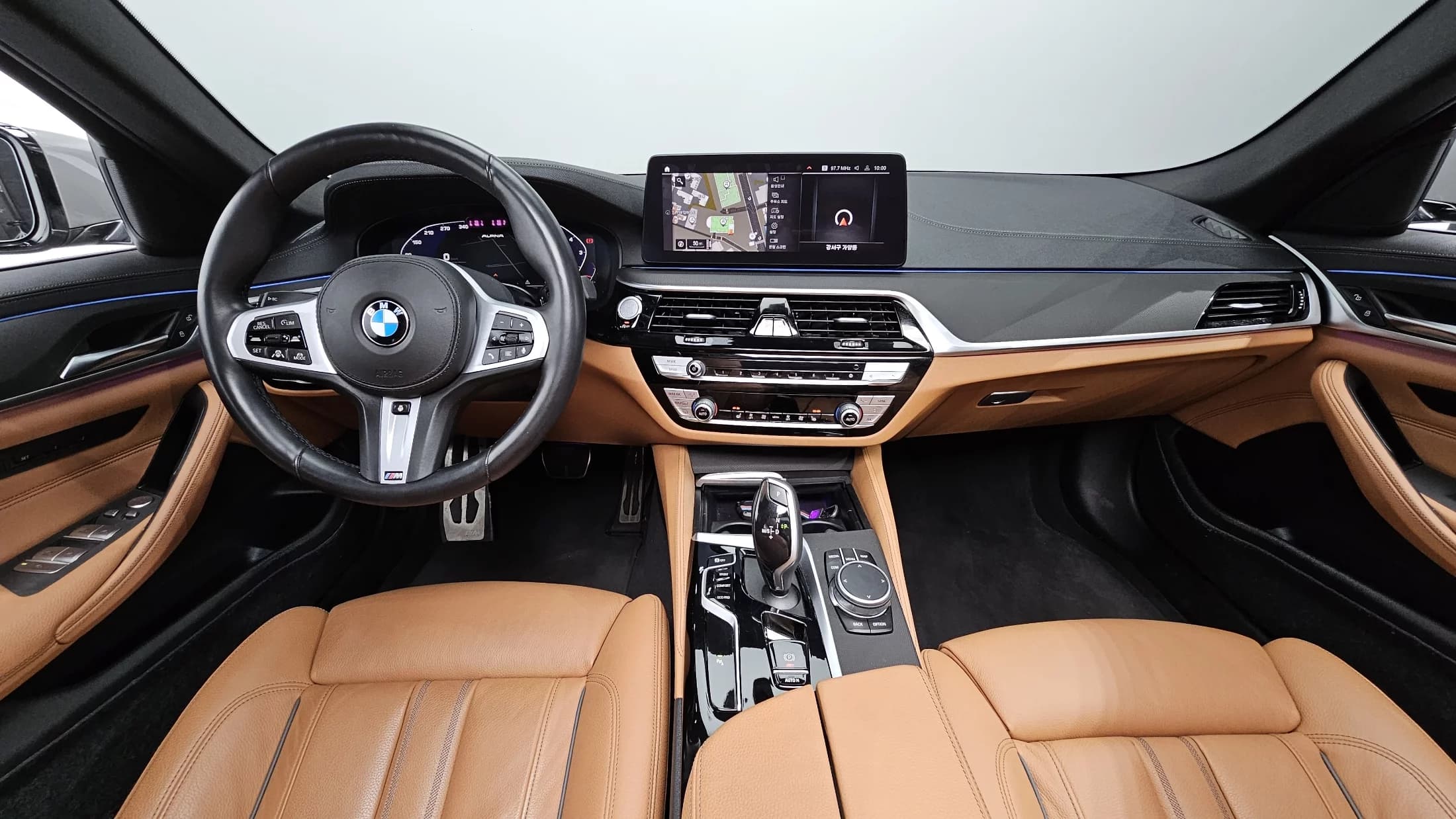 BMW 5-Series 520i M Sport, 2021 г. 88017 км. — фото 7
