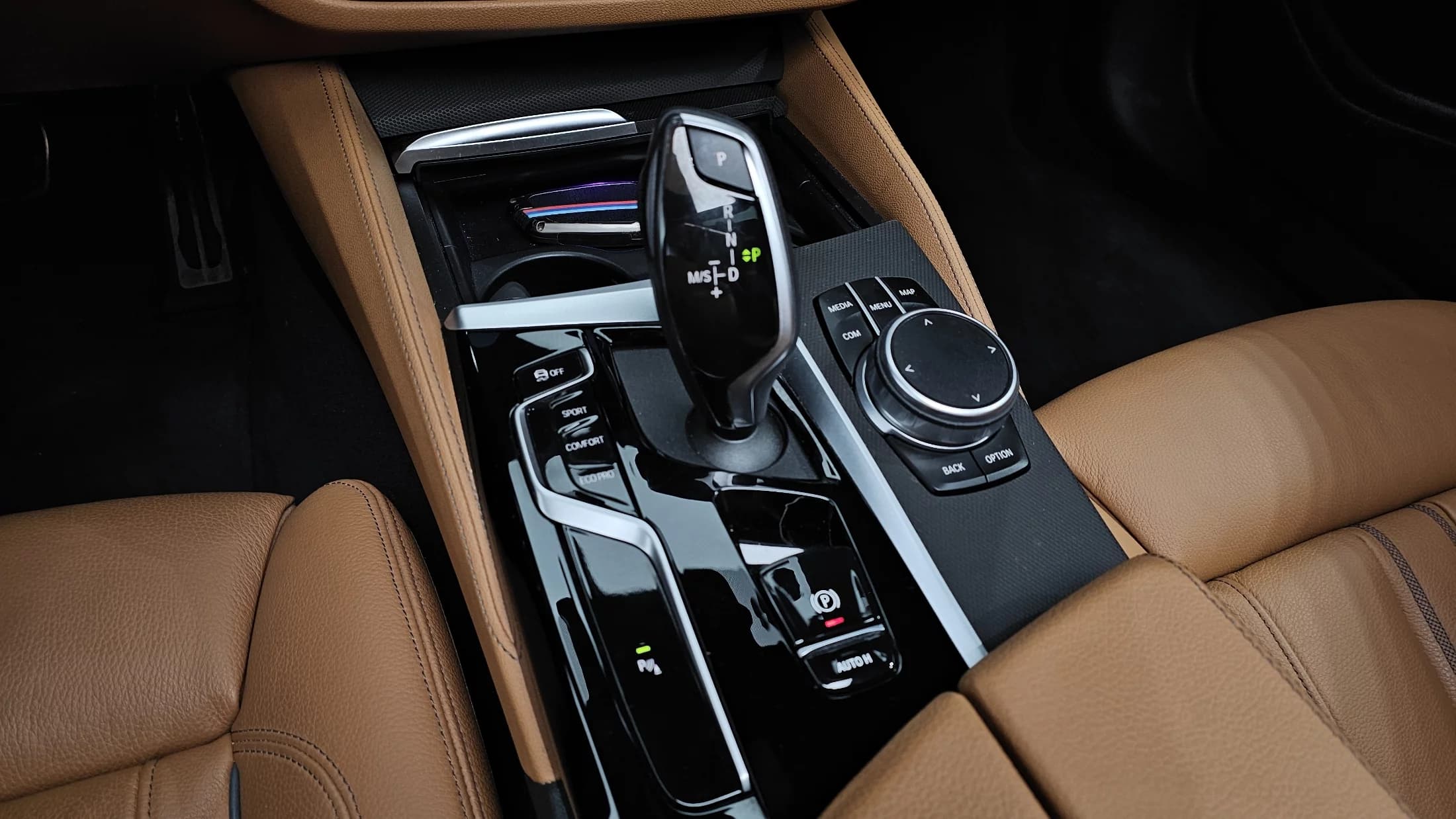 BMW 5-Series 520i M Sport, 2021 г. 88017 км. — фото 9