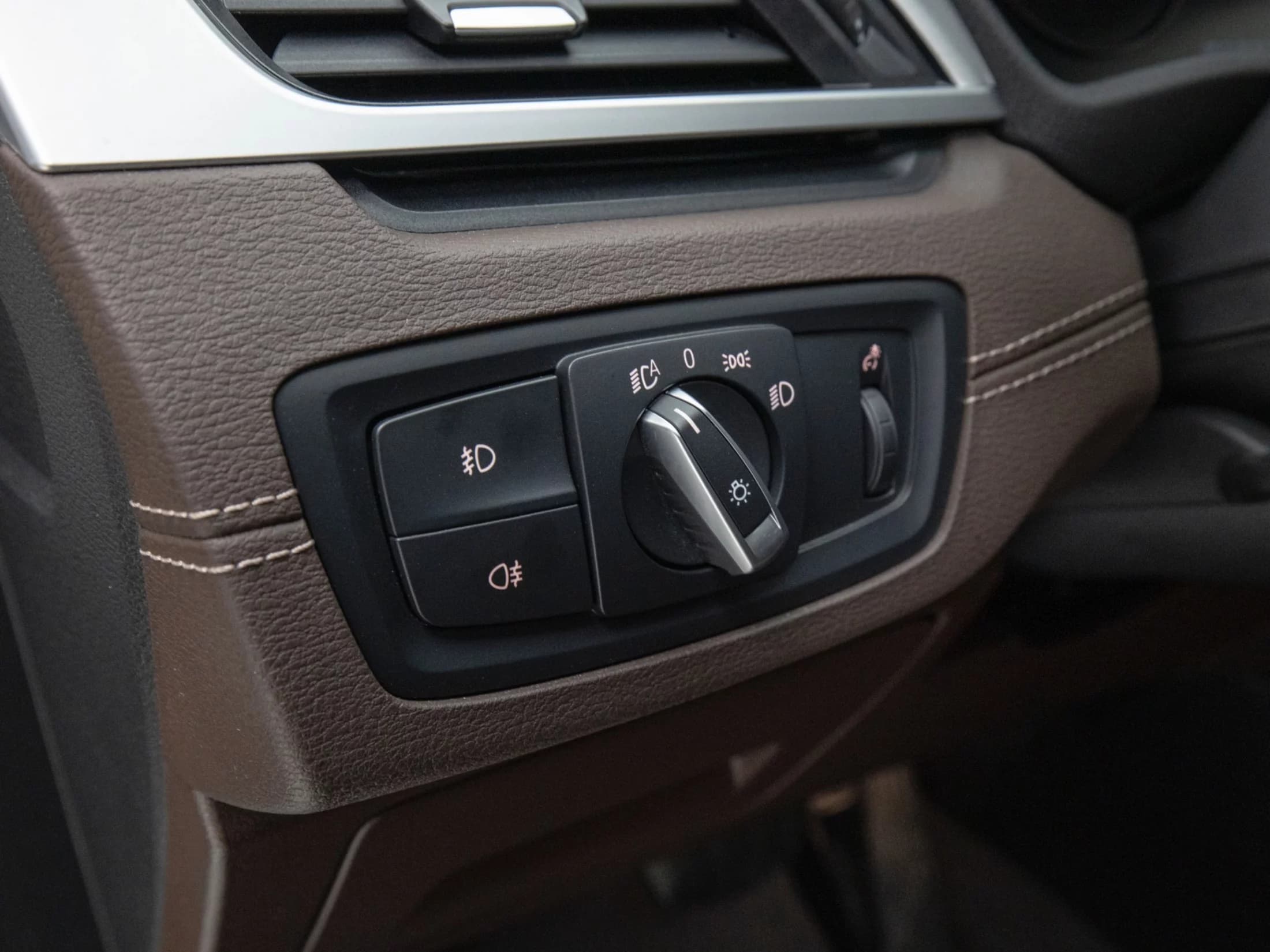 BMW X1 xDrive 20i M Sport, 2021 г. 77550 км. — фото 17