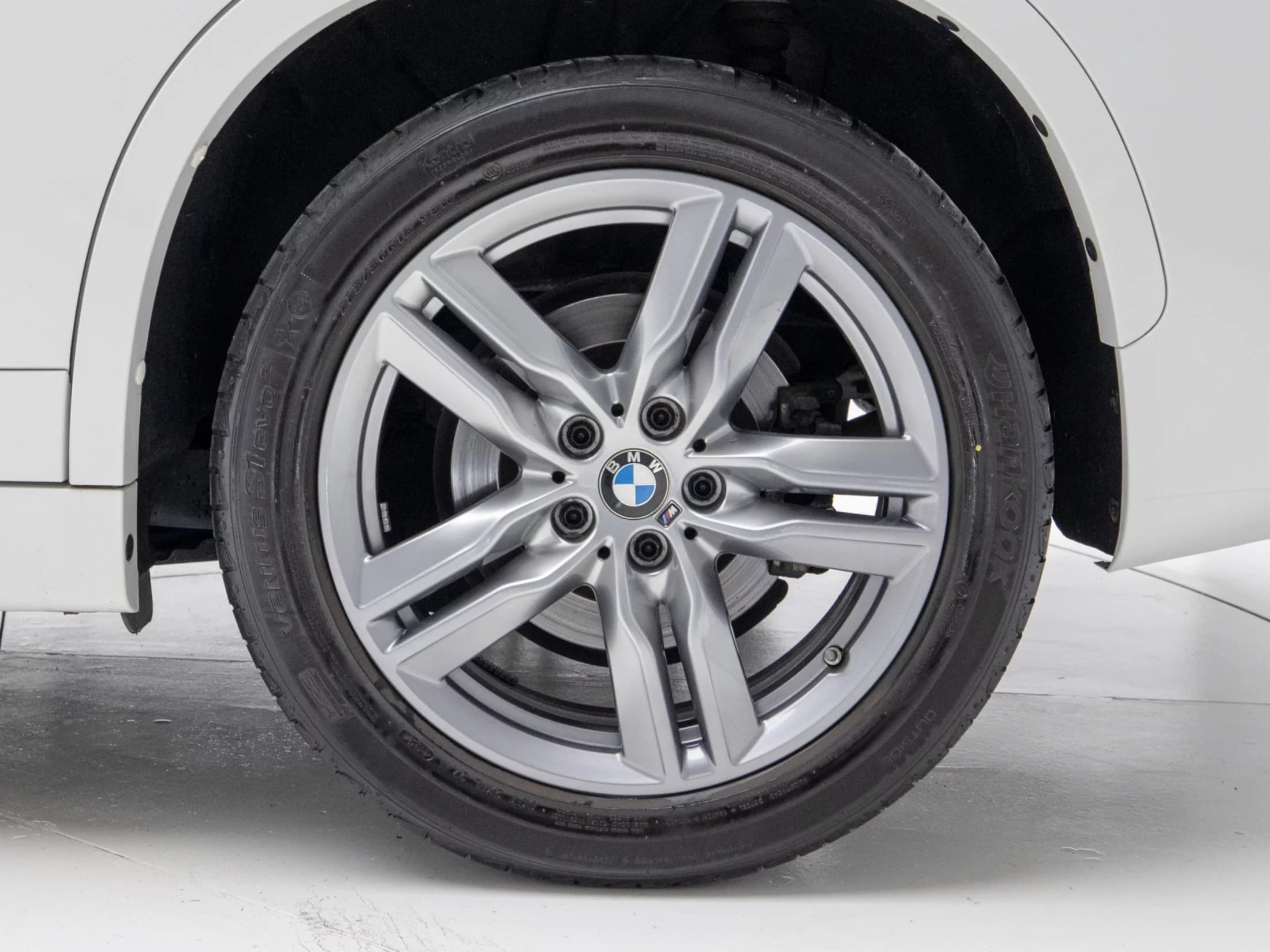 BMW X1 xDrive 20i M Sport, 2021 г. 77550 км. — фото 5
