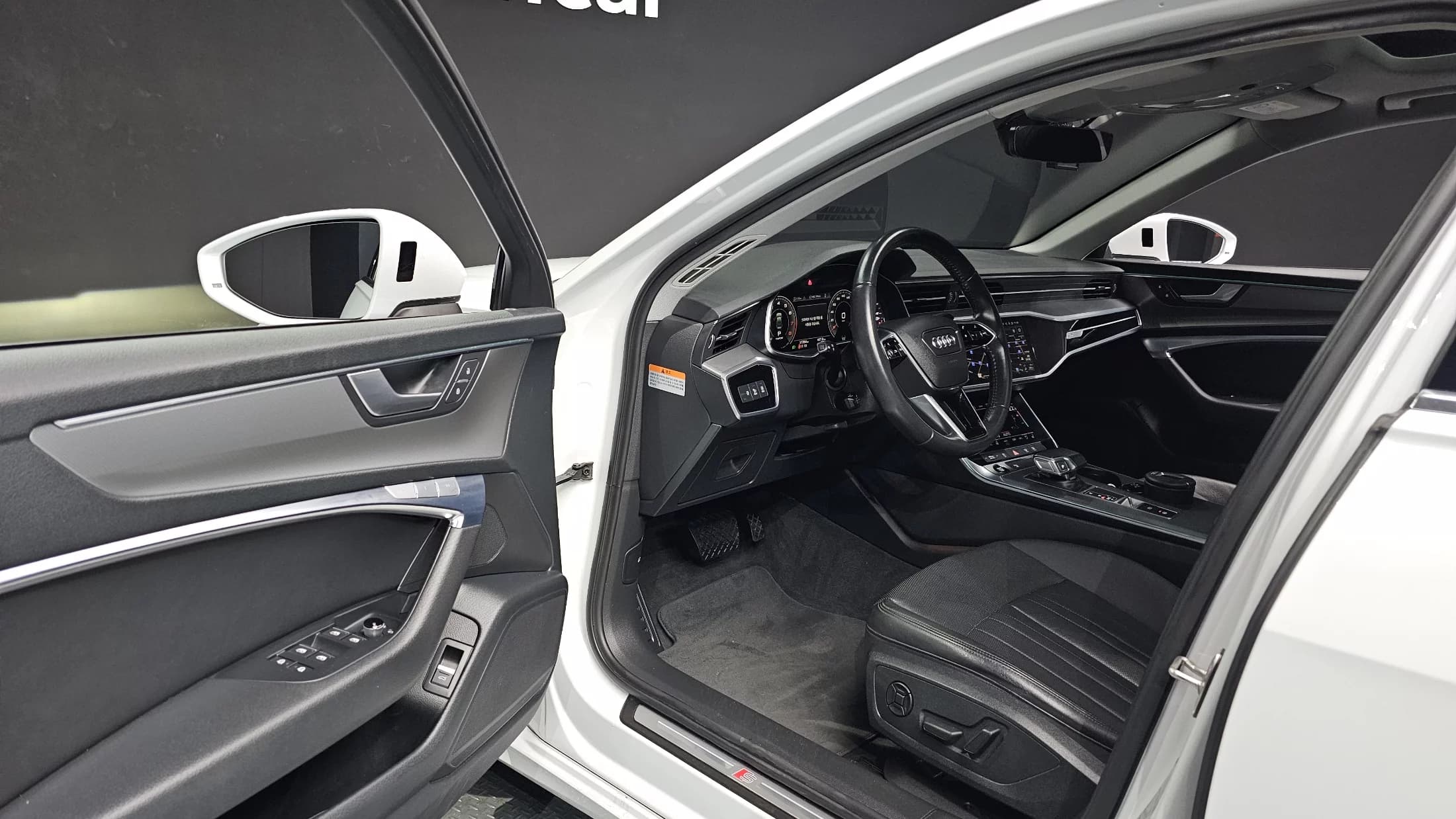 Audi A6 45 TFSI, 2021 г. 37292 км. — фото 11