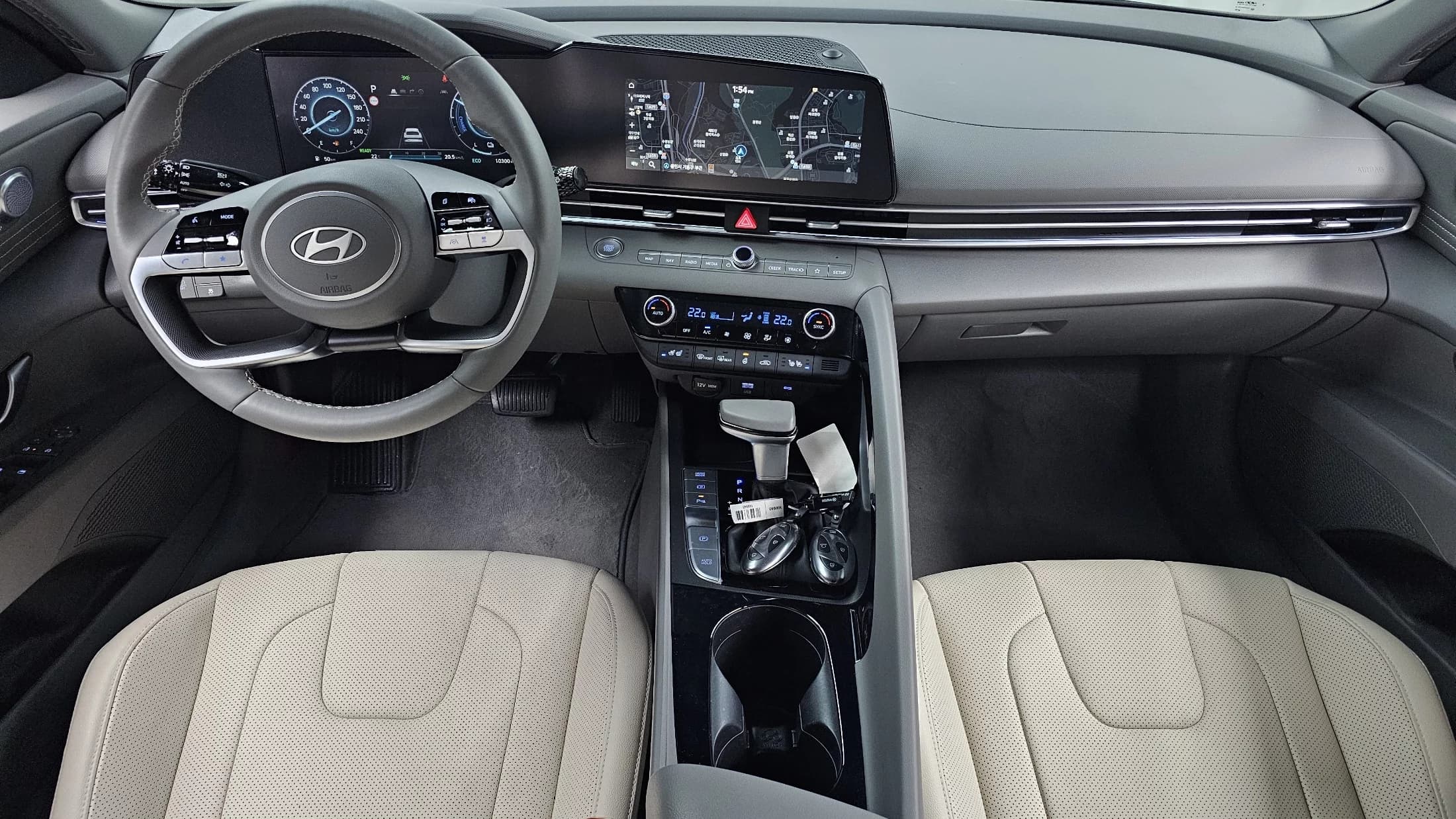 Hyundai AVANTE (Хендай Элантра) Inspiration, гибрид, 2025 г. 10320 км. — фото 7