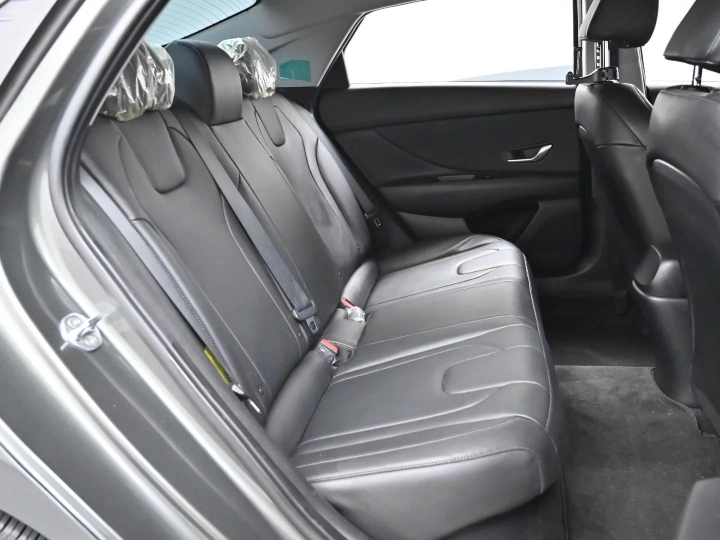 Hyundai AVANTE (Хендай Элантра) Modern, гибрид, 2022 г. 108085 км. — фото 12