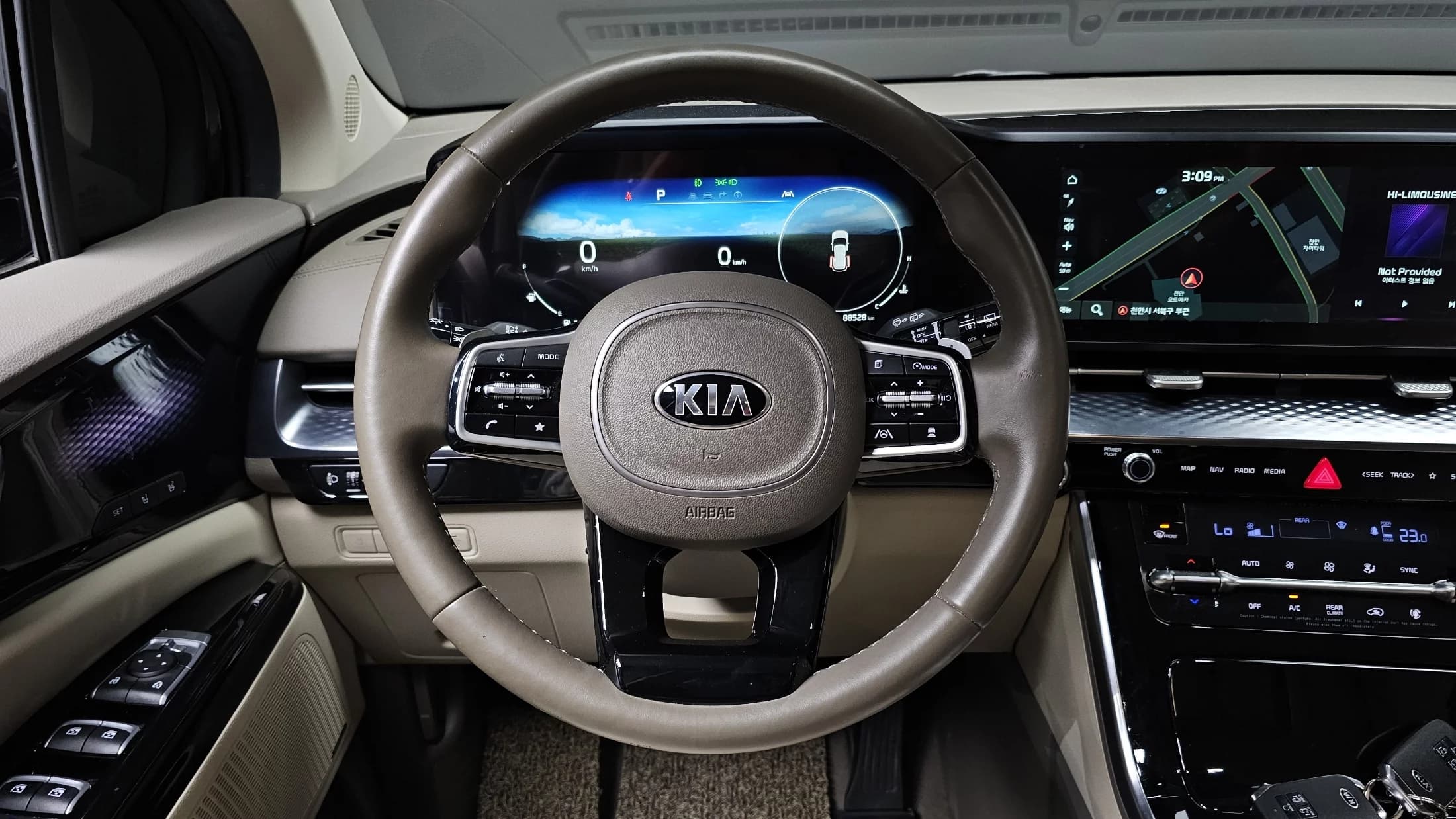 Kia Carnival Gasoline 9-Seater Hi-Limousine Signature, 2021 г. 88541 км. — фото 14