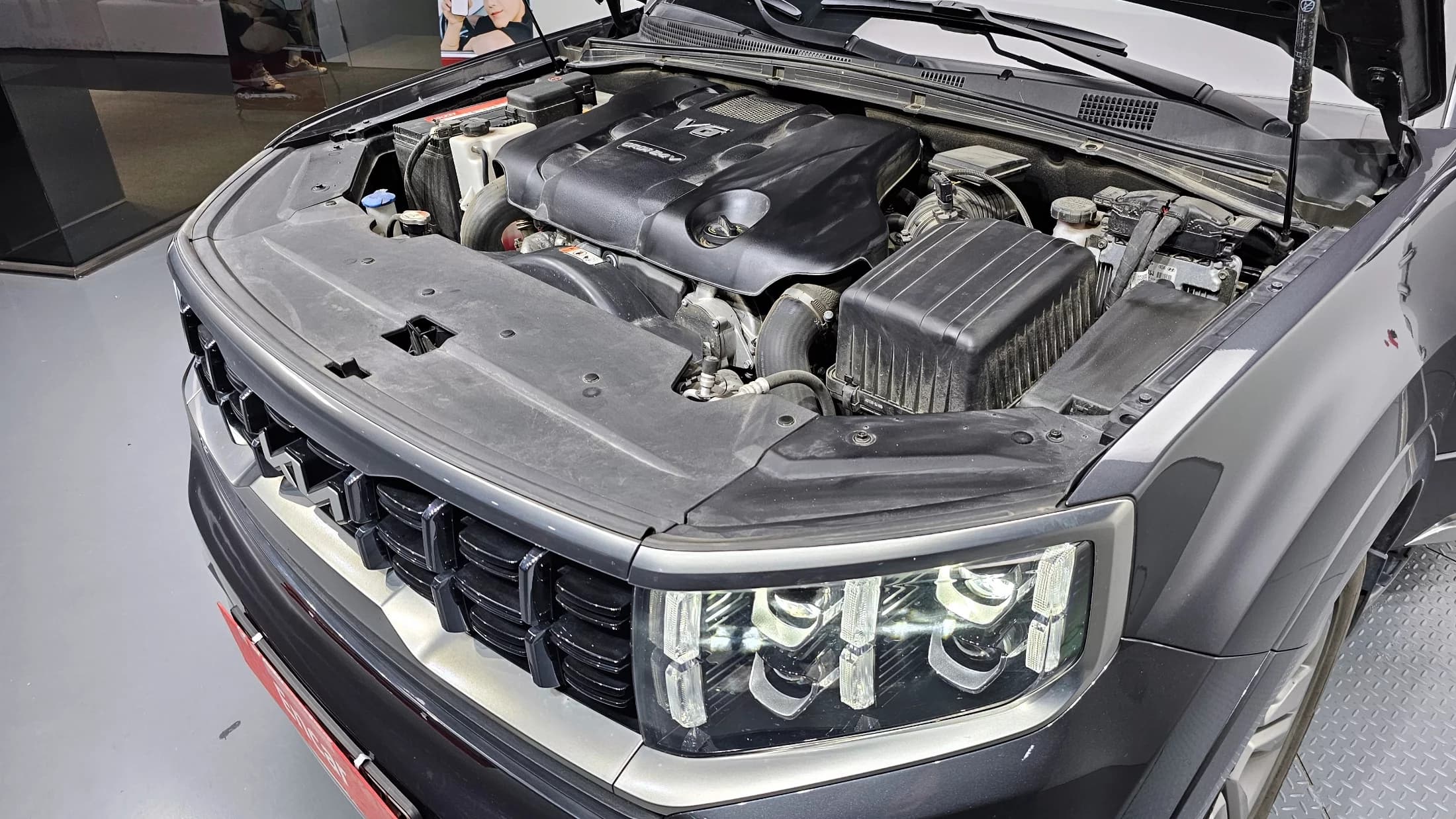 Kia Mohave Diesel 3.0 4WD 5-Seater Masters, 2022 г. 54492 км. — фото 6