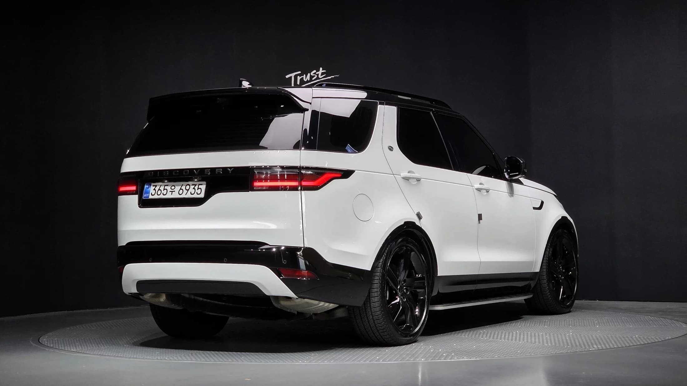 Land Rover DISCOVERY D350 Dynamic HSE, 2025 г. 3989 км. — фото 2