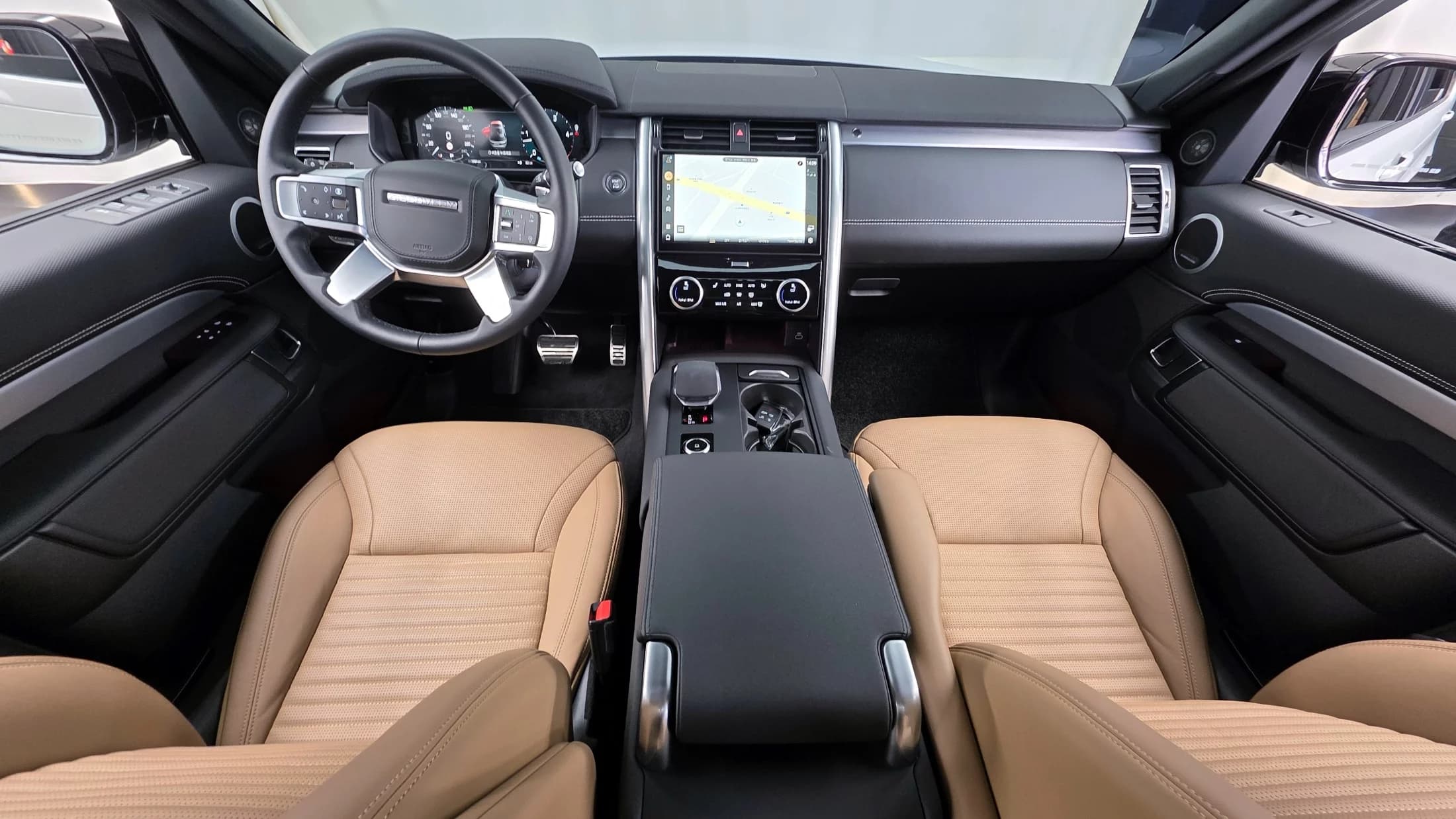 Land Rover DISCOVERY D350 Dynamic HSE, 2025 г. 3989 км. — фото 7