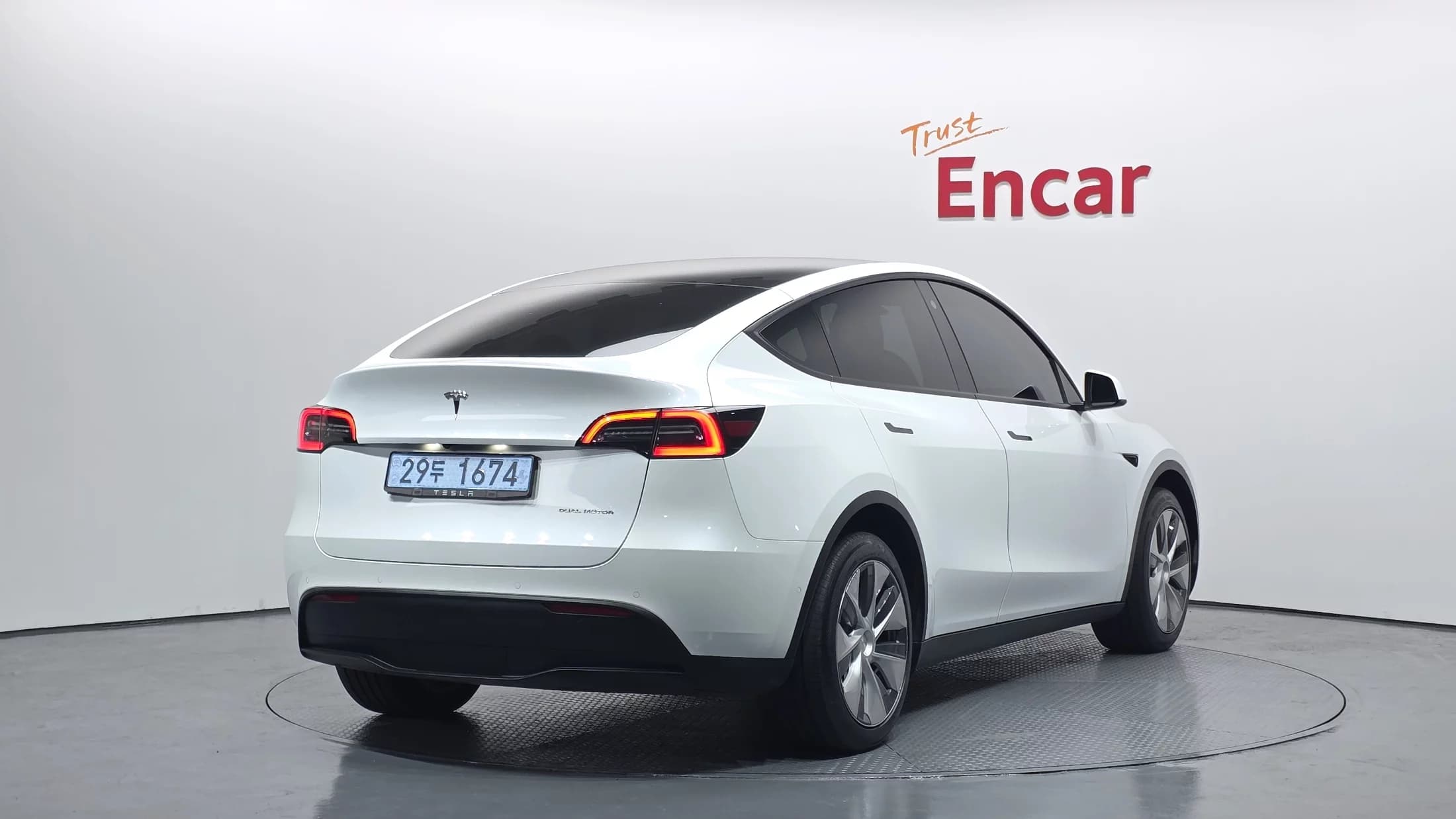 Tesla Model Y Long Range, электромобиль, 2022 г. 61946 км. — фото 2