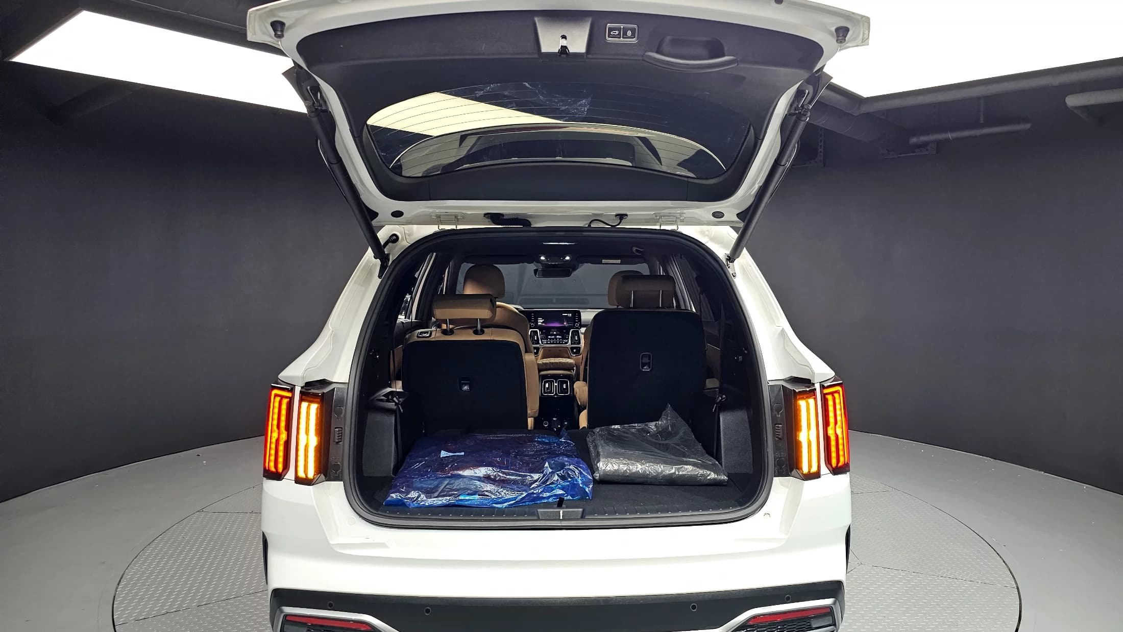 Kia Sorento HEV 1.6 2WD Gravity, гибрид, 2022 г. 32390 км. — фото 20