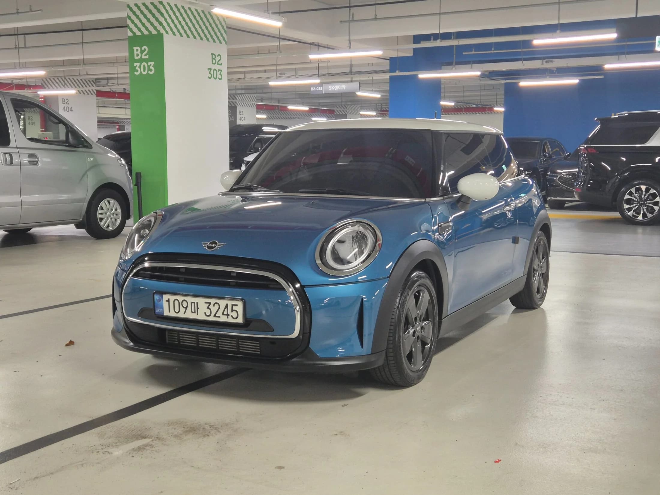 MINI Cooper Classic Third Generation, 2021 г. 62863 км.