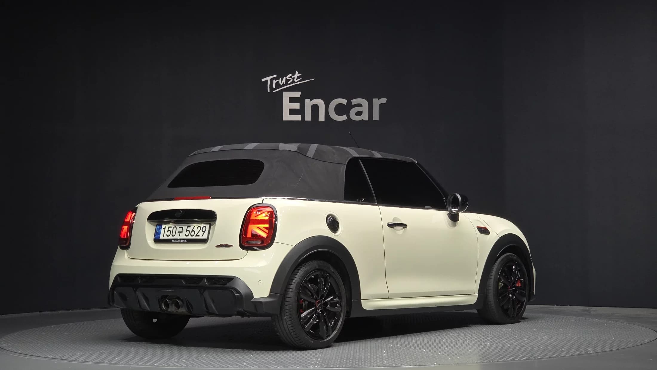 MINI Cooper Convertible JCW 3rd, 2021 г. 75974 км. — фото 2