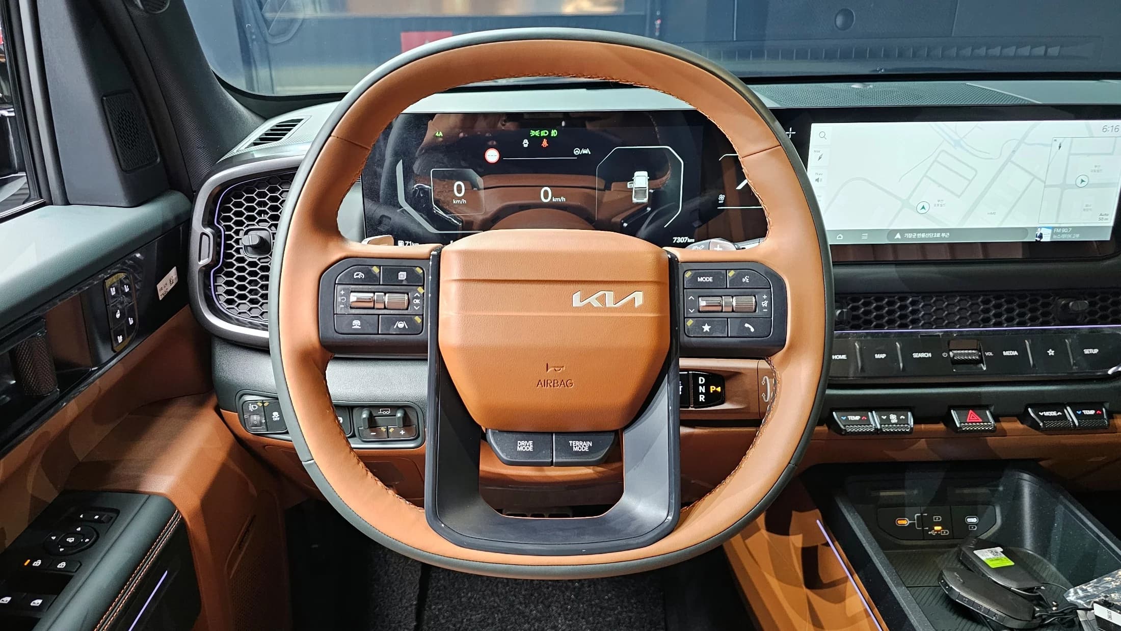 Kia Tasman 2.5T Gasoline 4WD X-Pro, 2025 г. 7344 км. — фото 13