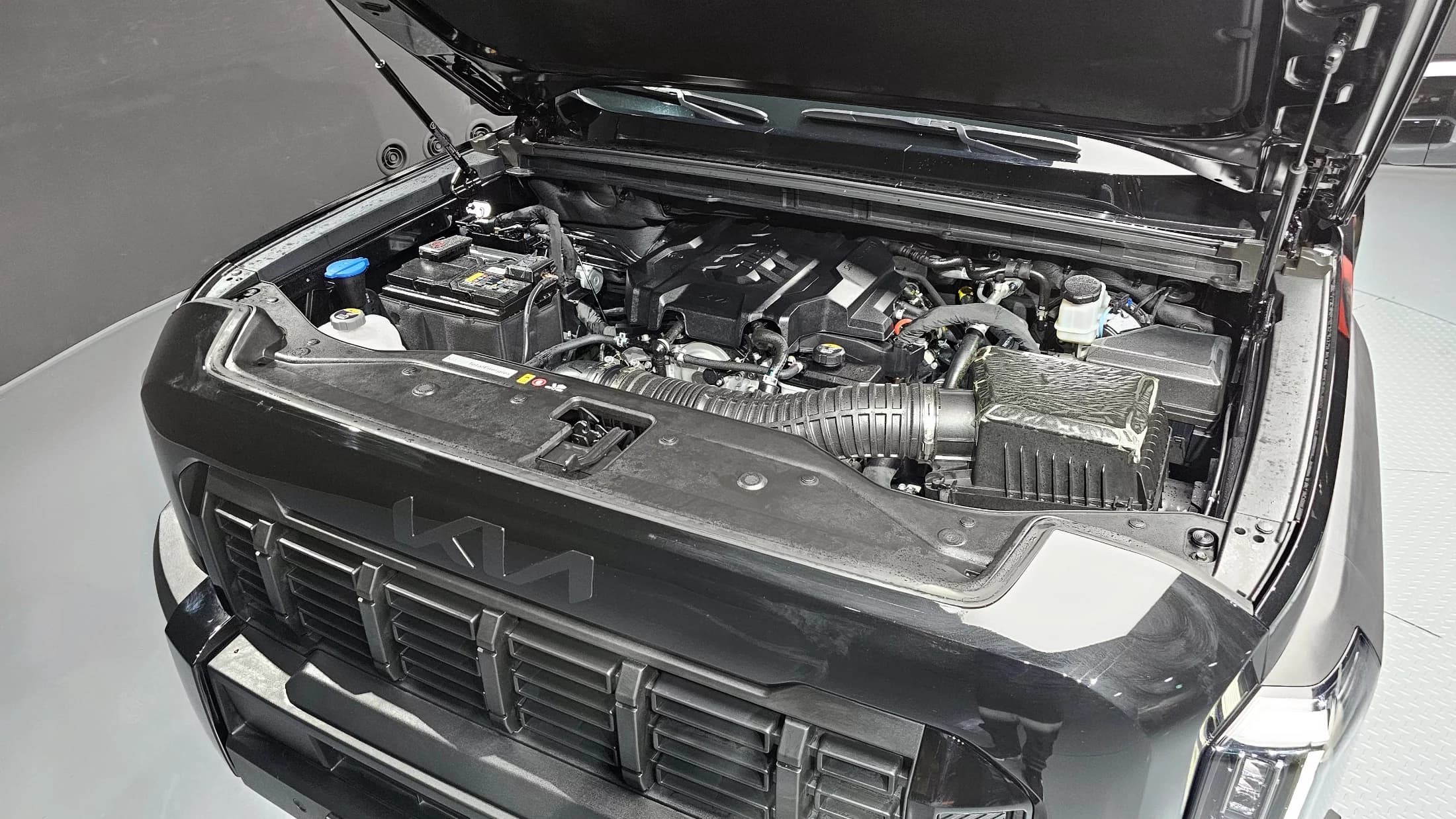 Kia Tasman 2.5T Gasoline 4WD X-Pro, 2025 г. 7344 км. — фото 6