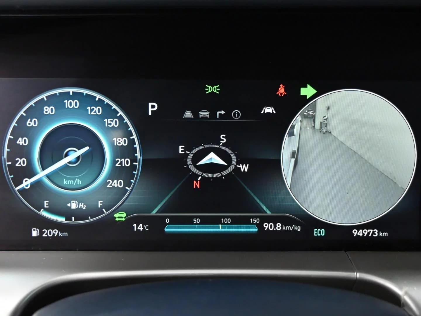Hyundai Nexo Premium, 2022 г. 95090 км. — фото 8