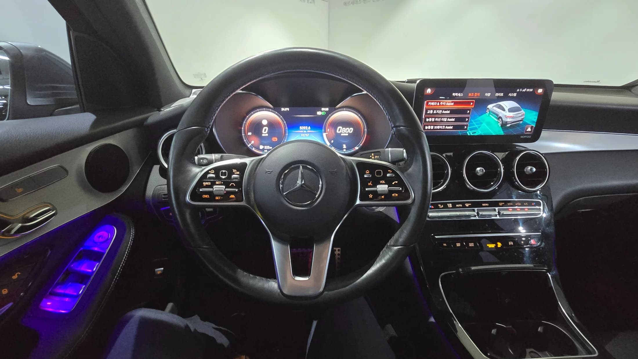 Mercedes-Benz GLC-Class GLC220 d 4MATIC Coupe, 2021 г. 92778 км. — фото 13
