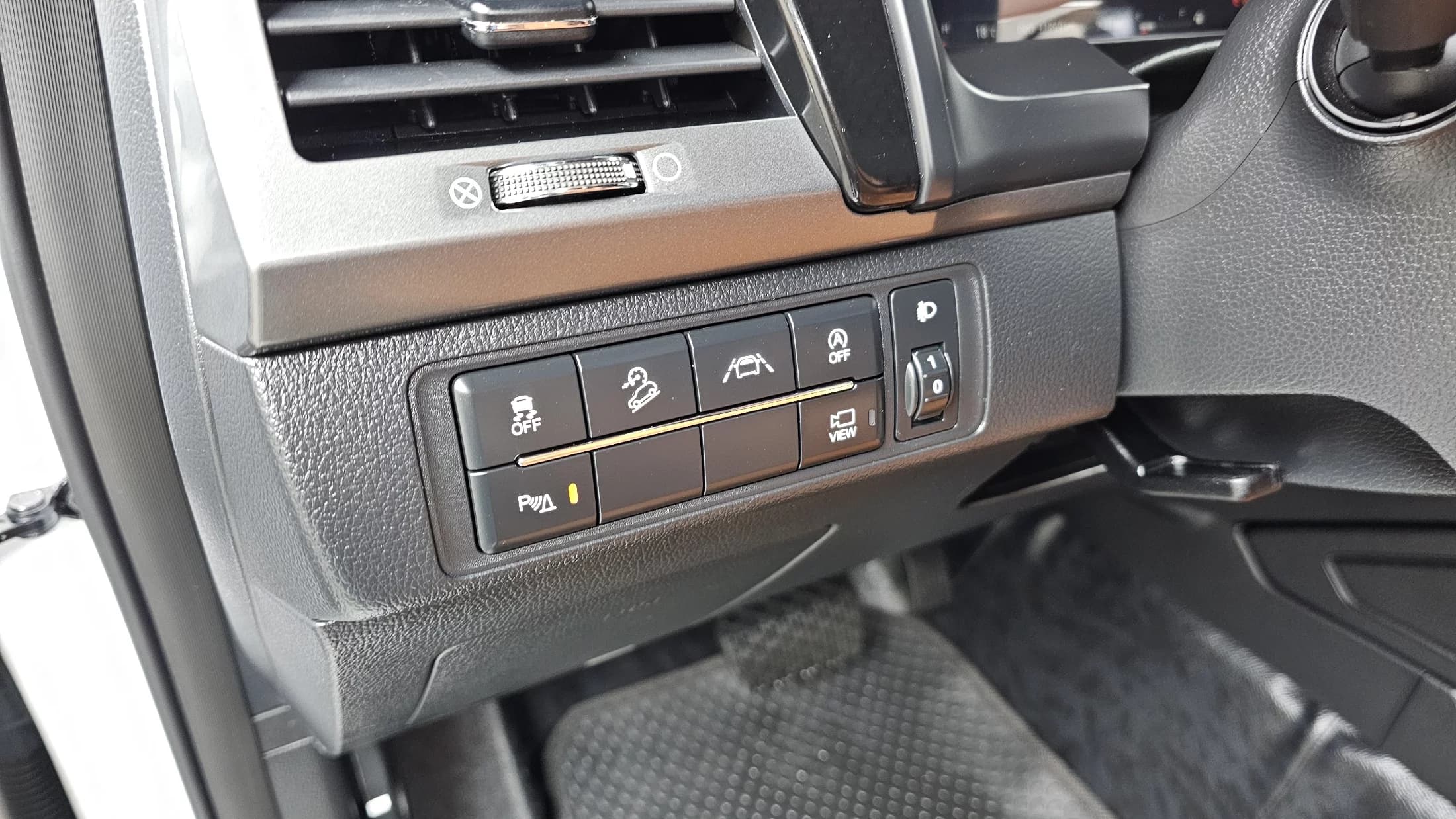 SsangYong Rexton Diesel 2.2 4WD Expedition, 2022 г. 33972 км. — фото 14