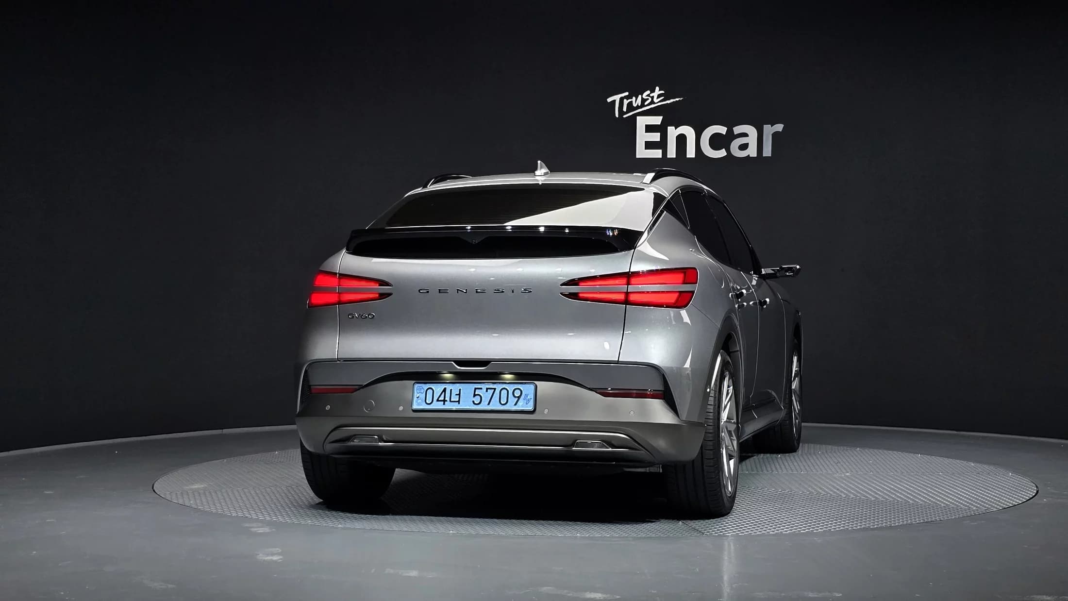 Genesis GV60 Standard AWD, электромобиль, 2023 г. 32740 км. — фото 4