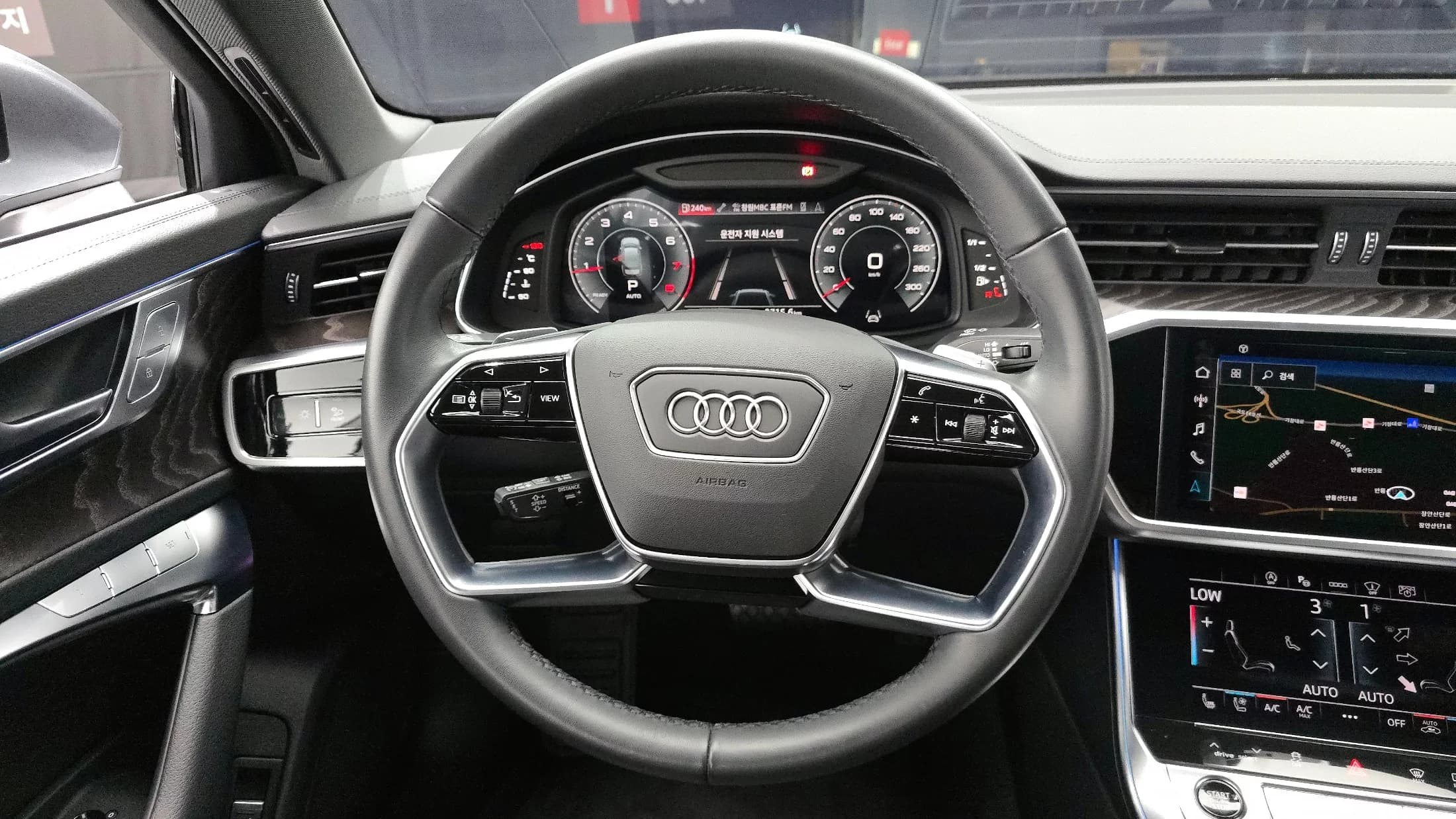 Audi A6 45 TFSI Quattro Premium, 2023 г. 3794 км. — фото 13