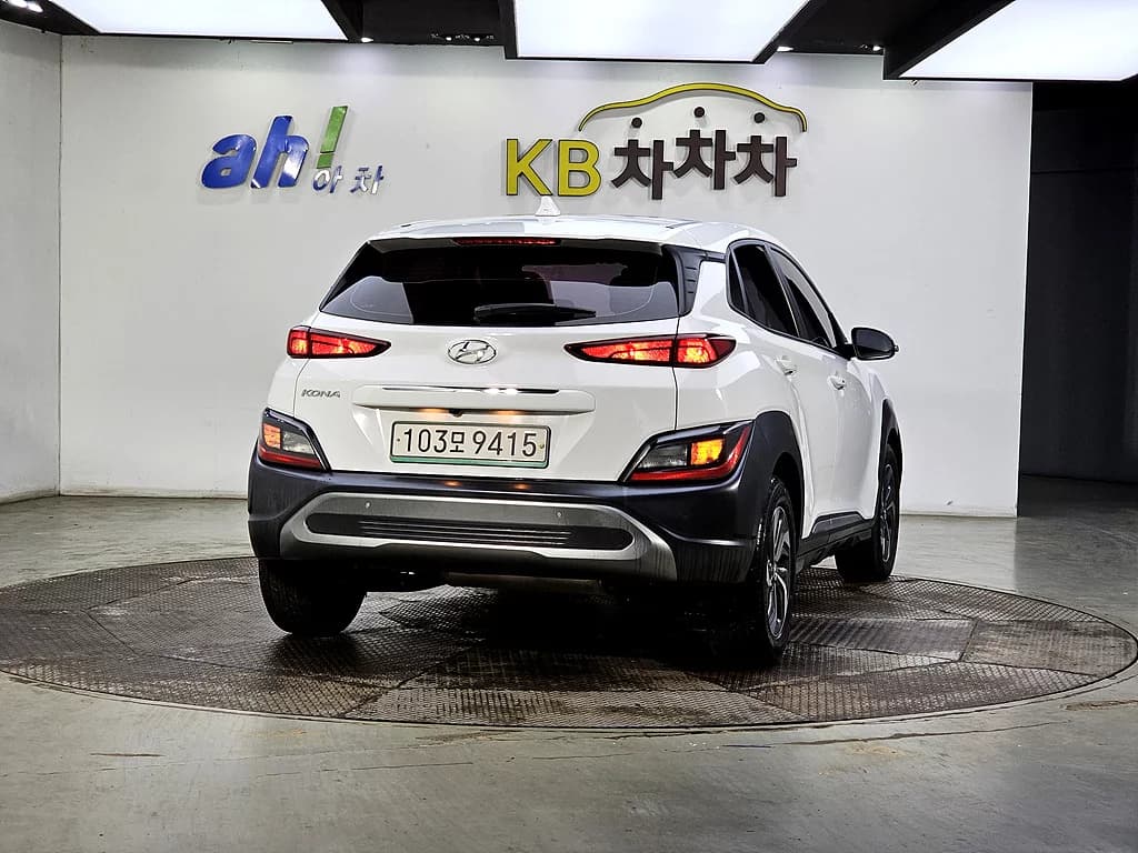 Hyundai Kona Modern, гибрид, 2021 г. 149135 км. — фото 3