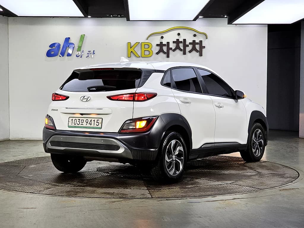Hyundai Kona Modern, гибрид, 2021 г. 149135 км. — фото 4