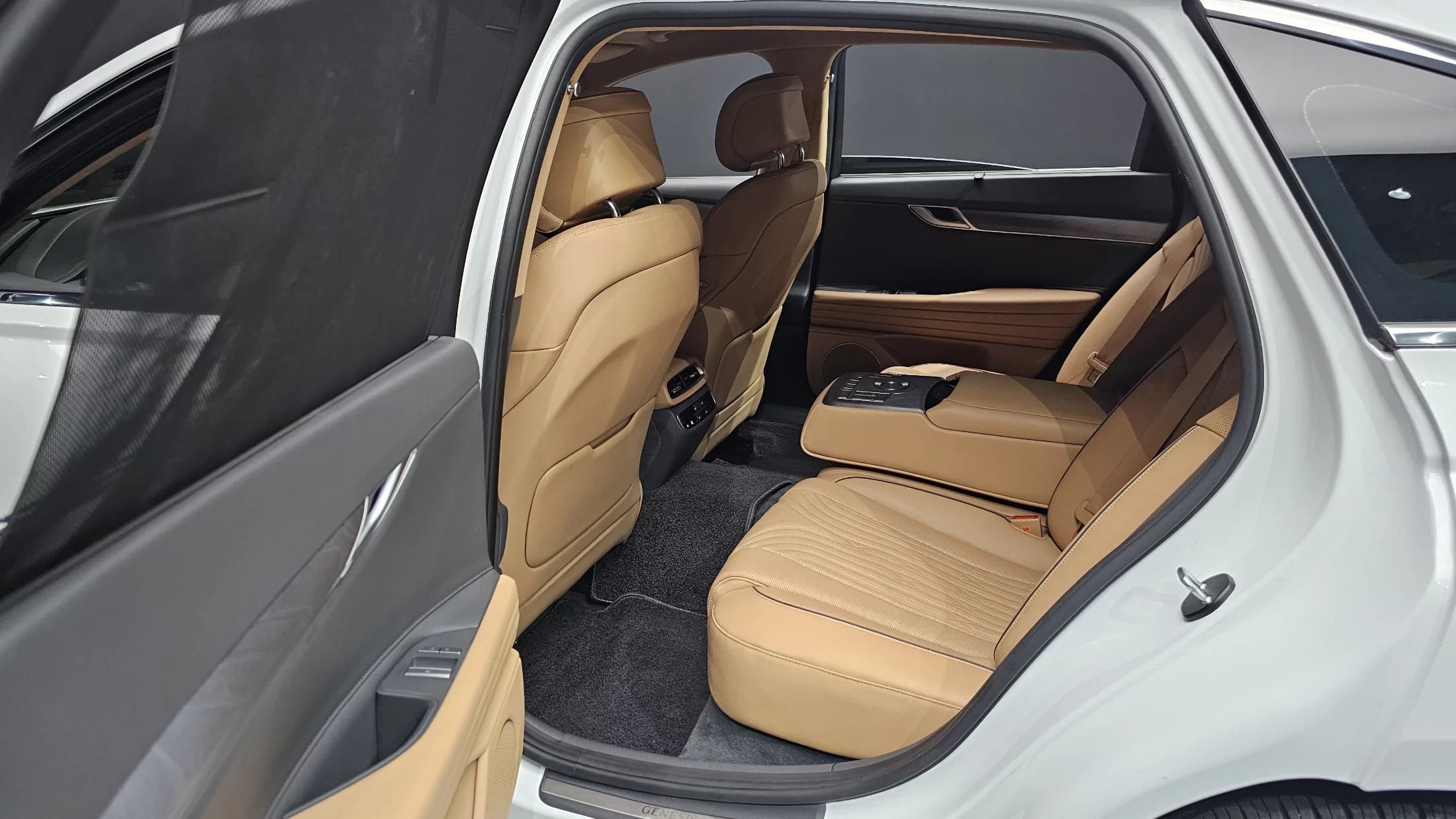 Genesis G80 Gasoline 2.5 Turbo AWD, 2022 г. 28641 км. — фото 12