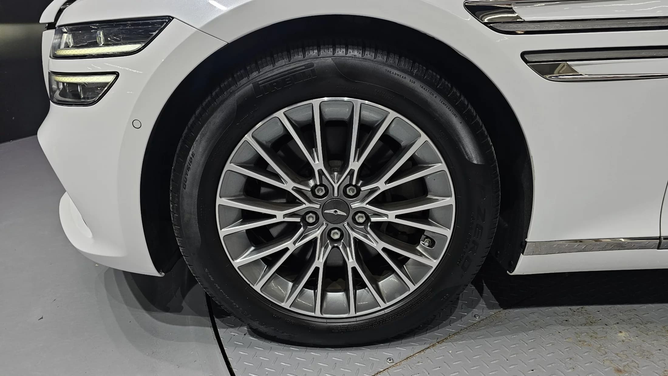 Genesis G80 Gasoline 2.5 Turbo AWD, 2022 г. 28641 км. — фото 5