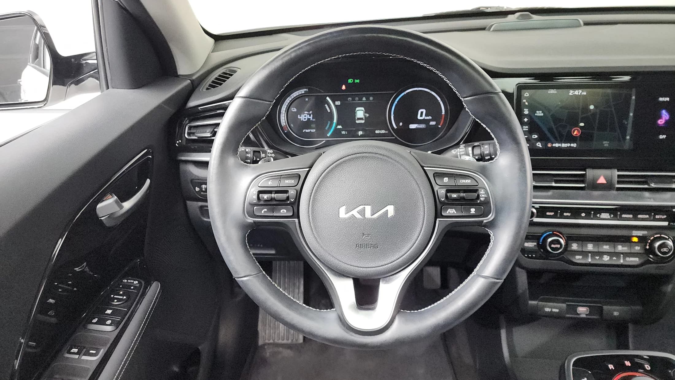 Kia Niro Prestige, электромобиль, 2021 г. 60147 км. — фото 13