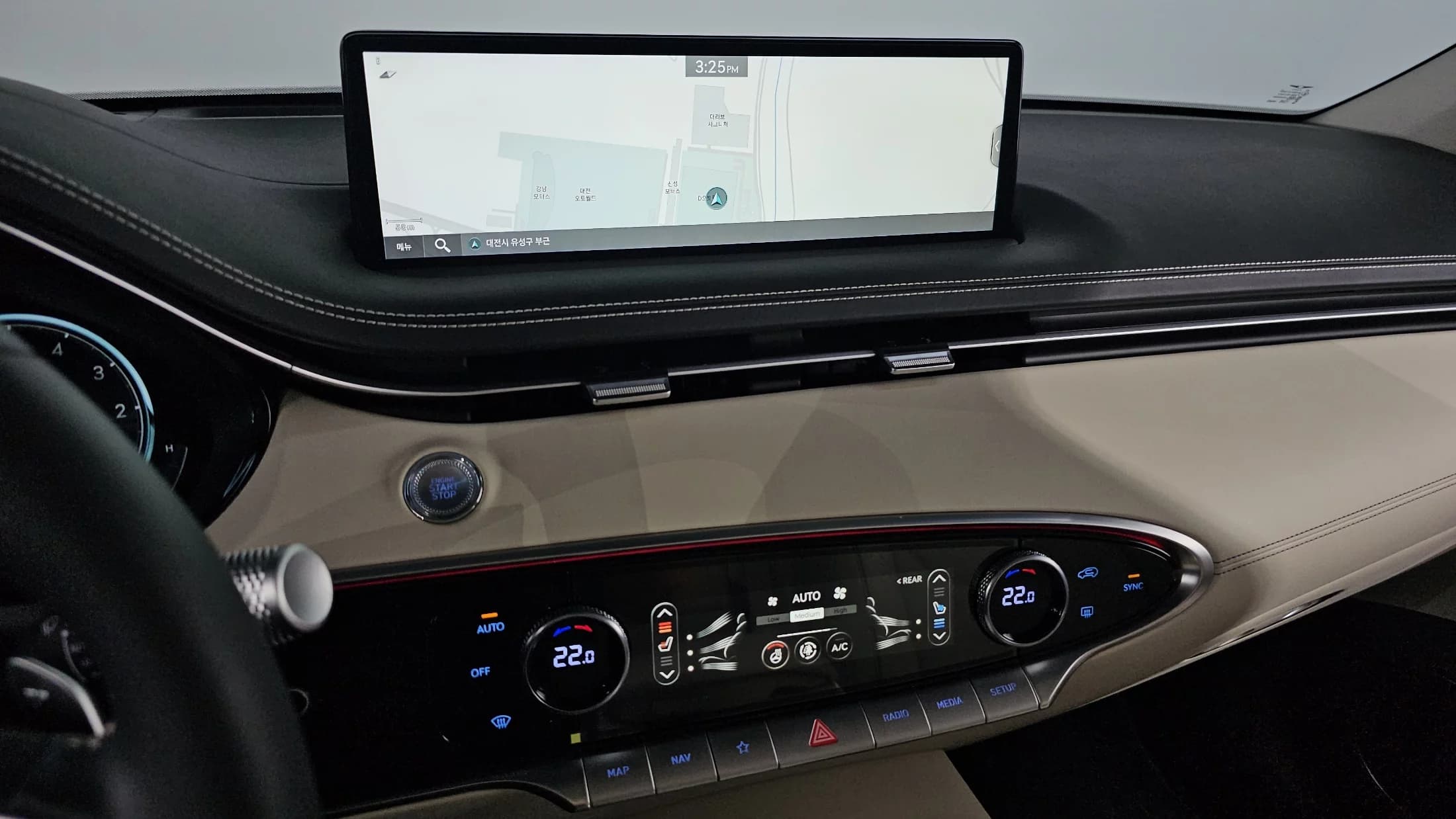 Genesis GV70 2.5T Gasoline AWD, 2024 г. 3937 км. — фото 17