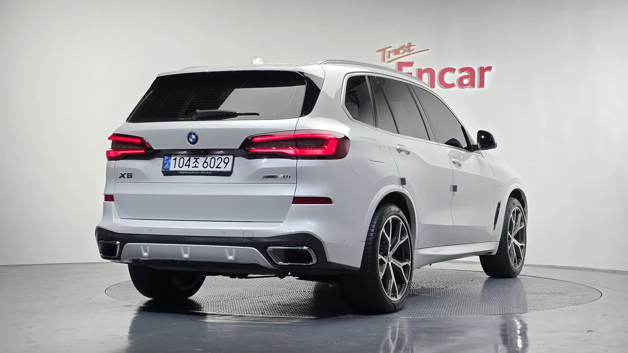 BMW X5 xDrive 40i M Sport, 2023 г. 52682 км. — фото 2