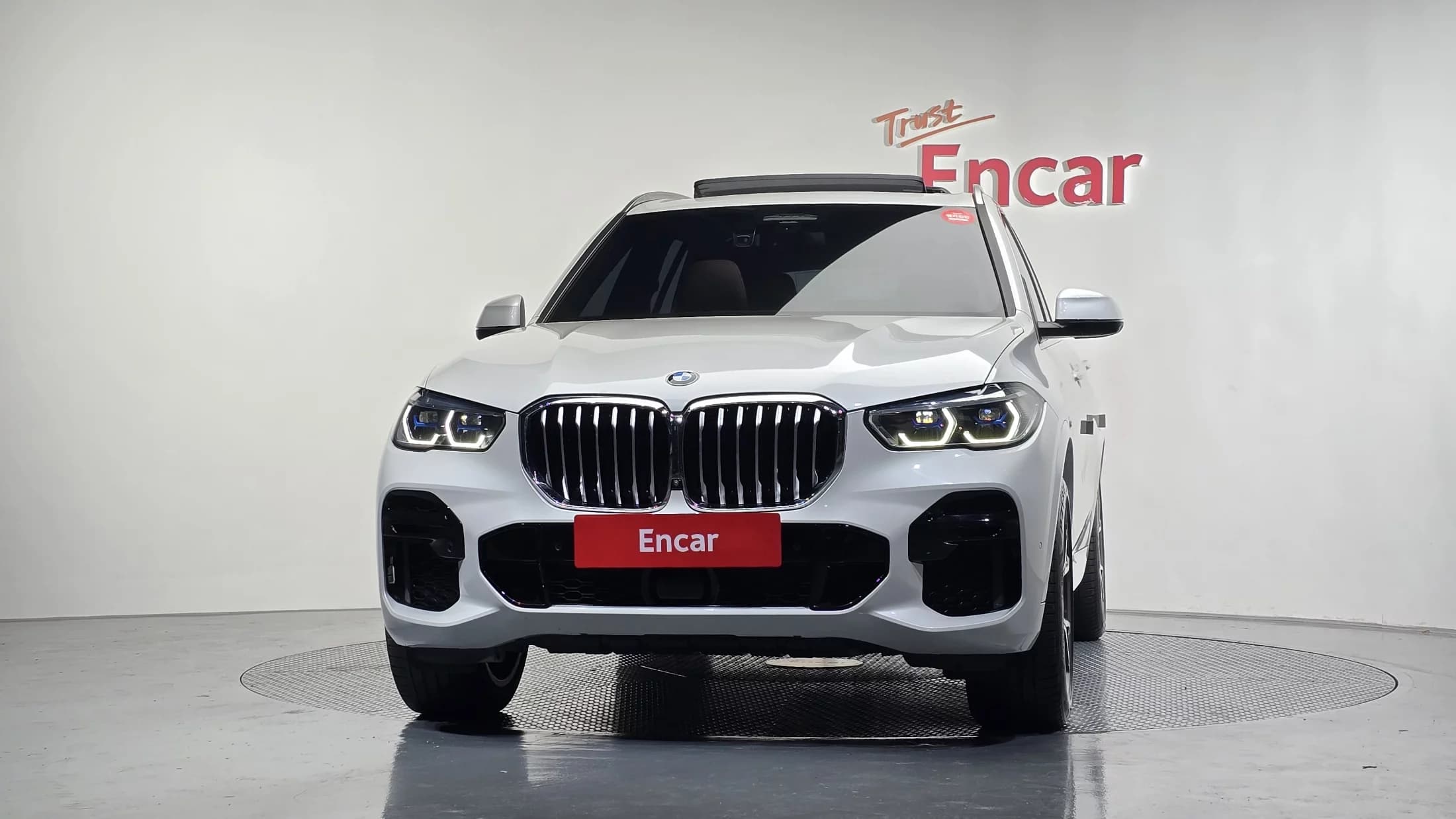 BMW X5 xDrive 40i M Sport, 2023 г. 52682 км. — фото 3