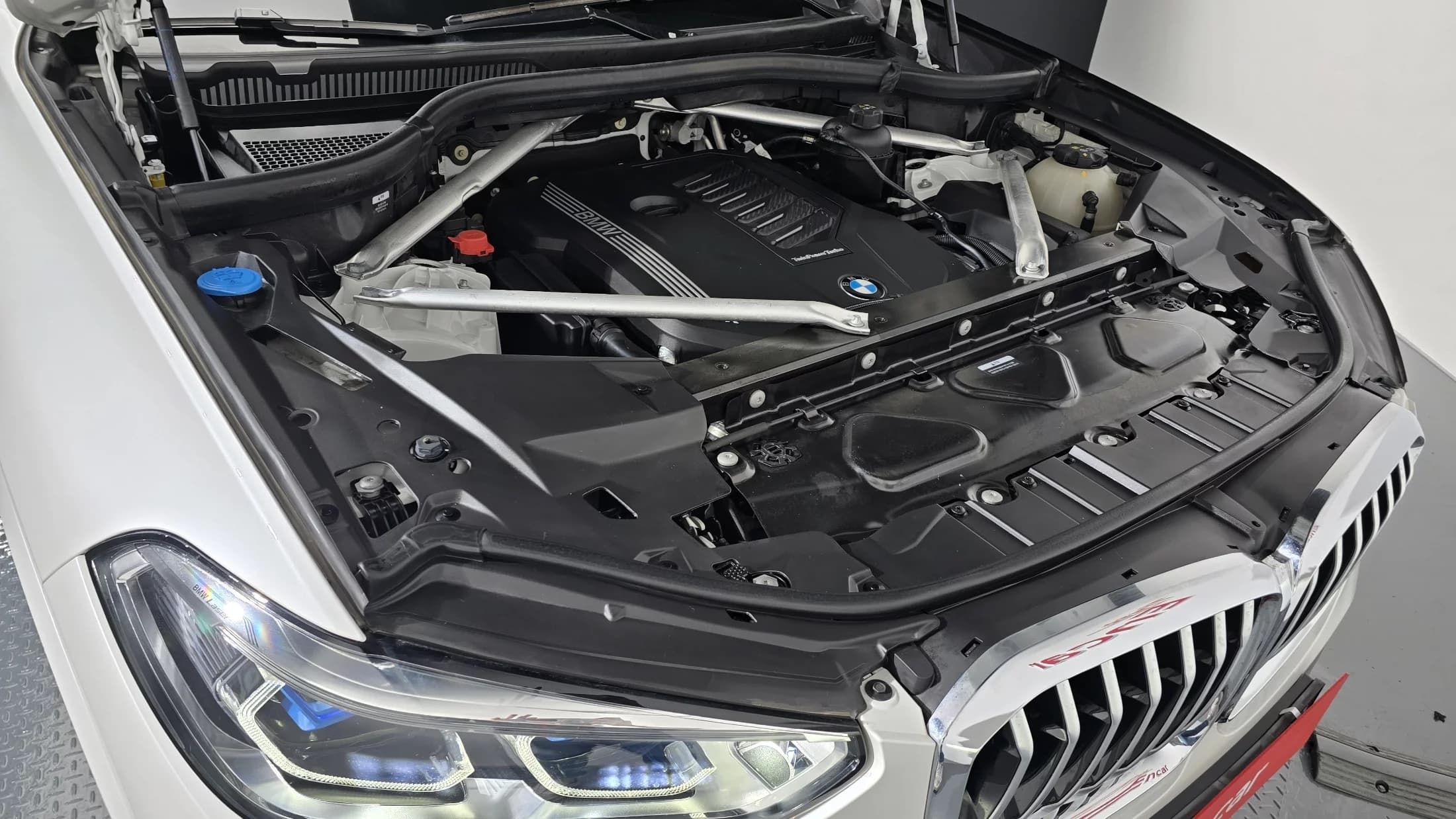 BMW X5 xDrive 40i M Sport, 2023 г. 52682 км. — фото 6