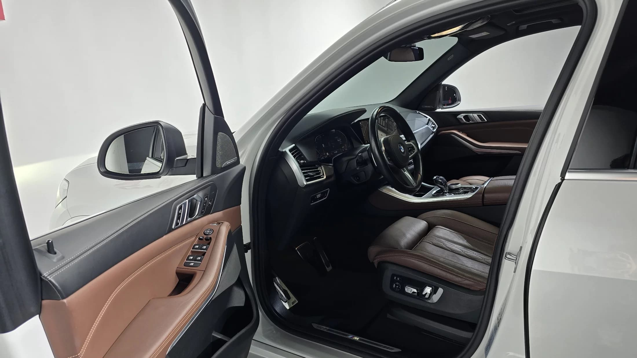 BMW X5 xDrive 40i M Sport, 2023 г. 52682 км. — фото 10