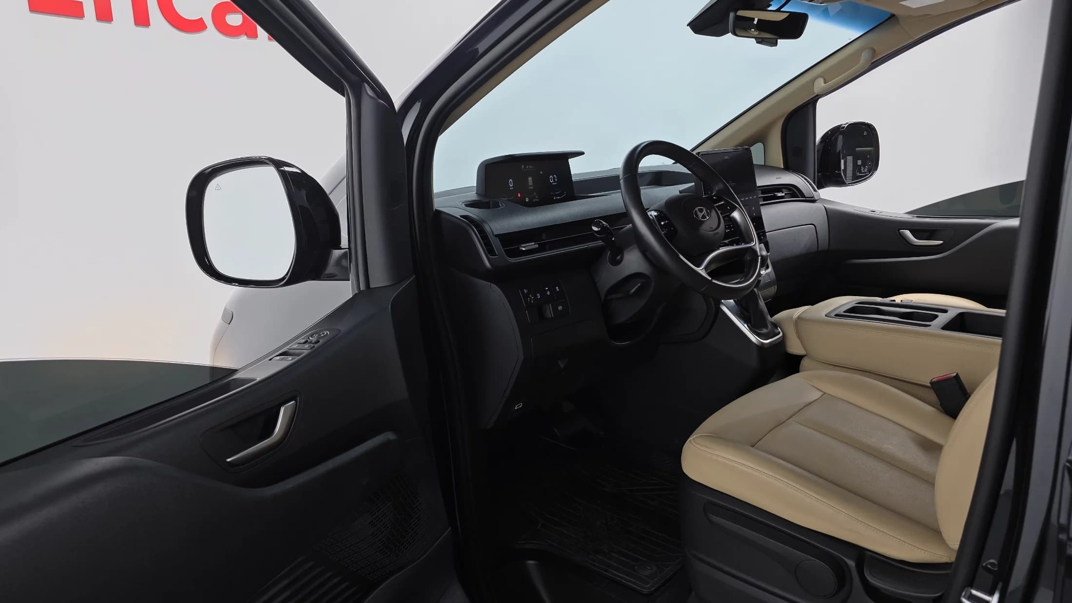 Hyundai Staria Cargo 3-Seater Modern, 2021 г. 60391 км. — фото 11