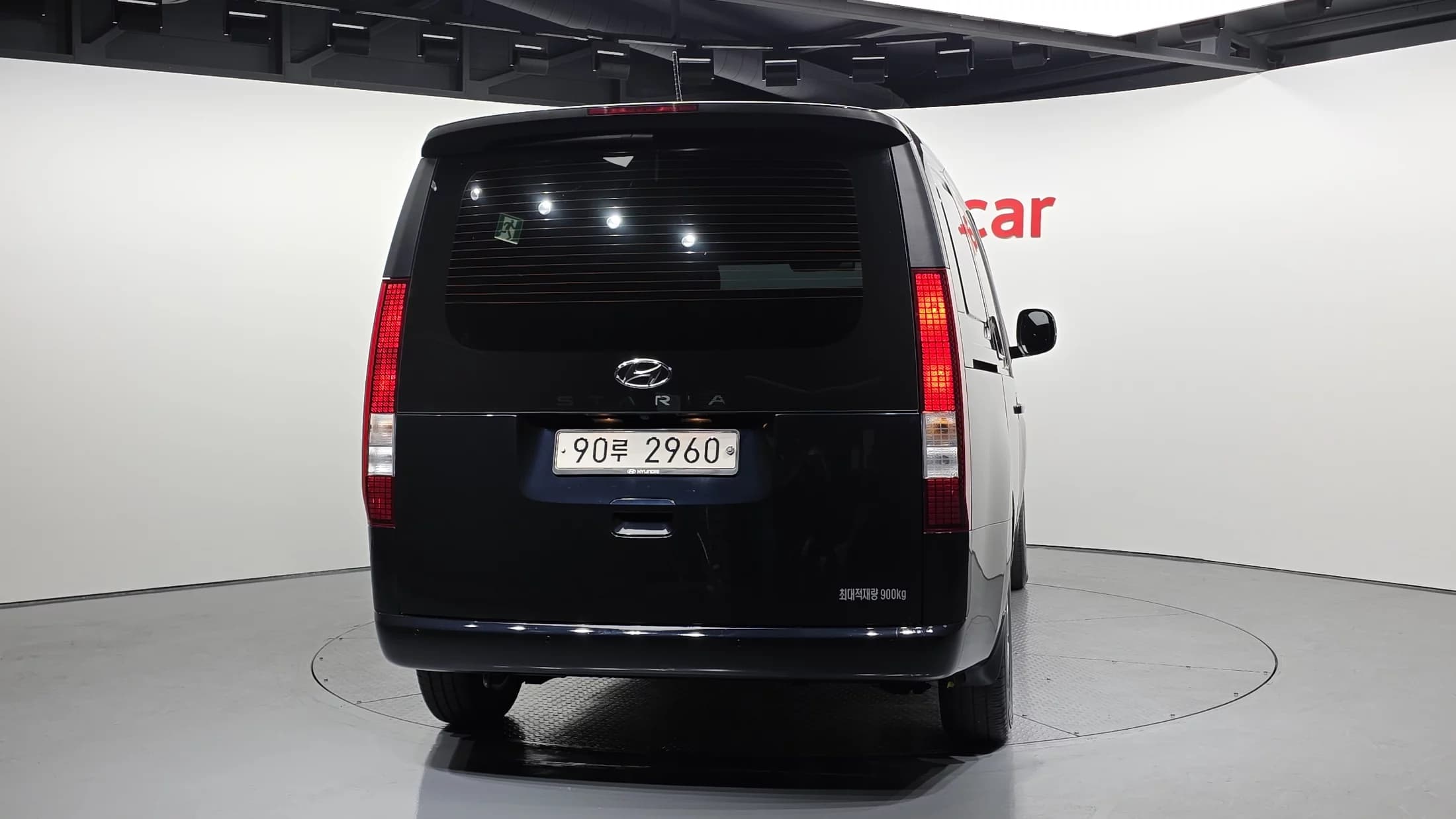 Hyundai Staria Cargo 3-Seater Modern, 2021 г. 60391 км. — фото 4