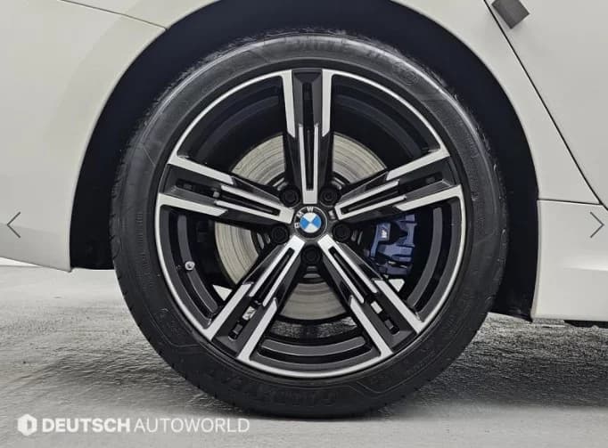 BMW 3-Series 320i M Sport, 2023 г. 15928 км. — фото 10