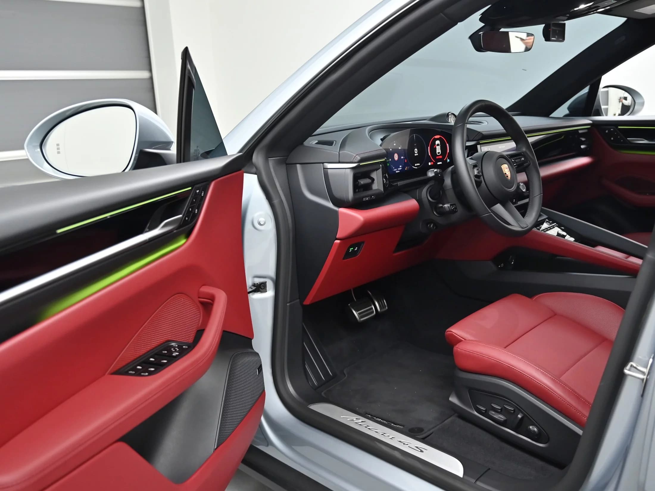 Porsche MACAN 4S, электромобиль, 2025 г. 1425 км. — фото 11