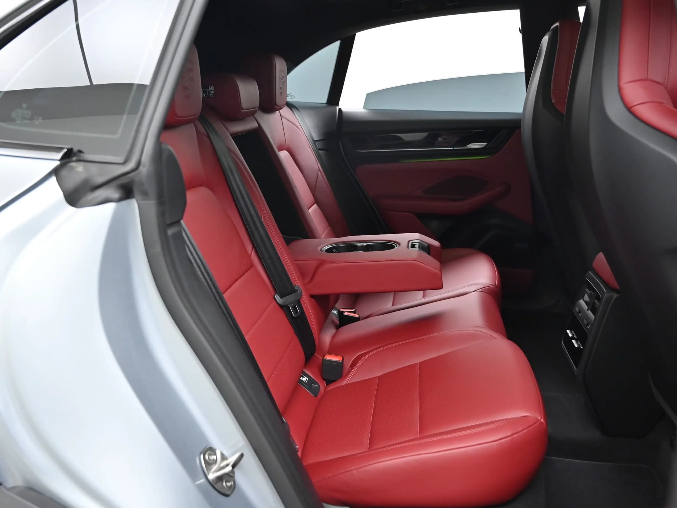 Porsche MACAN 4S, электромобиль, 2025 г. 1425 км. — фото 12