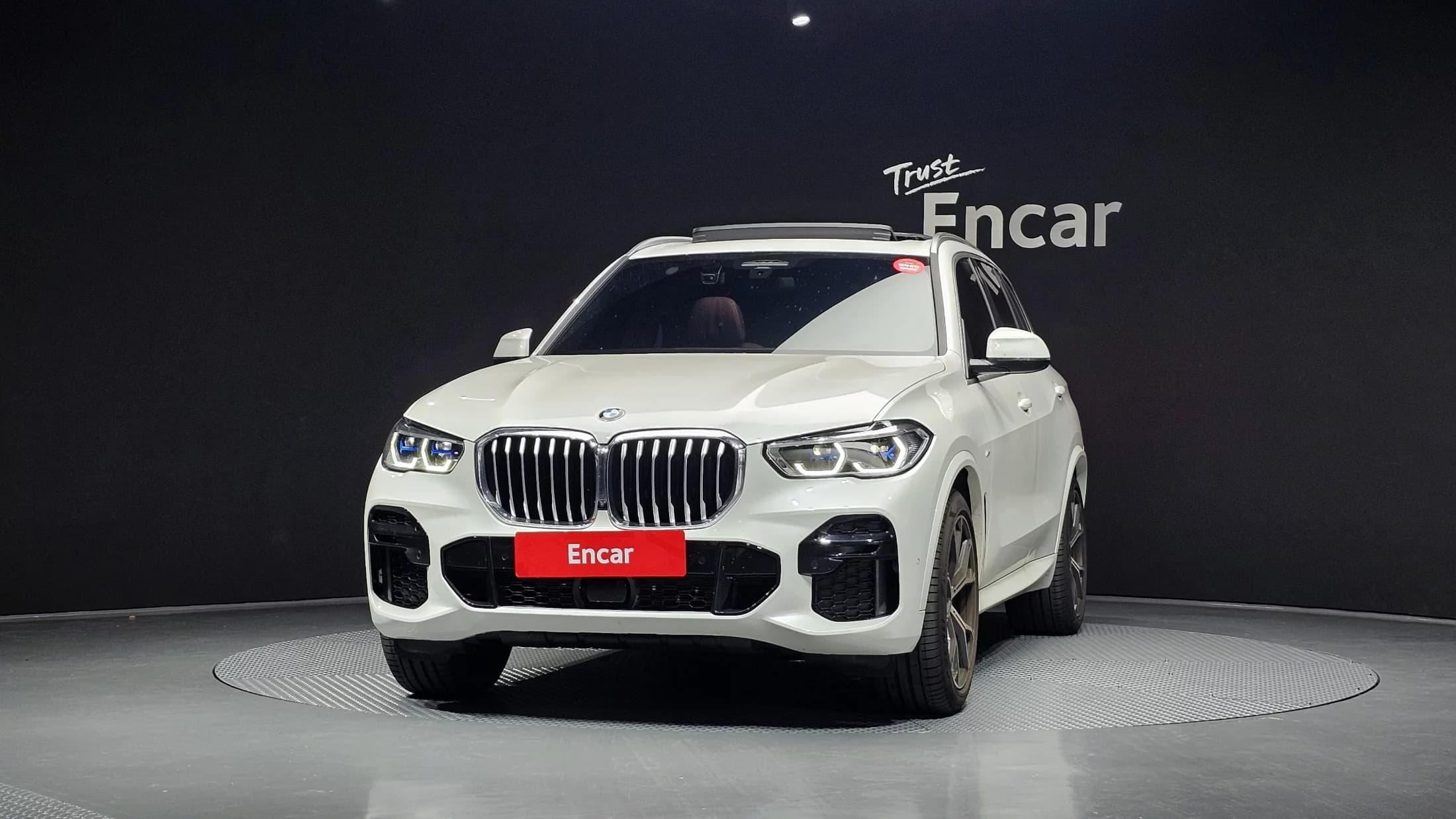 BMW X5 xDrive 40i M Sport, 2023 г. 15078 км. — фото 3
