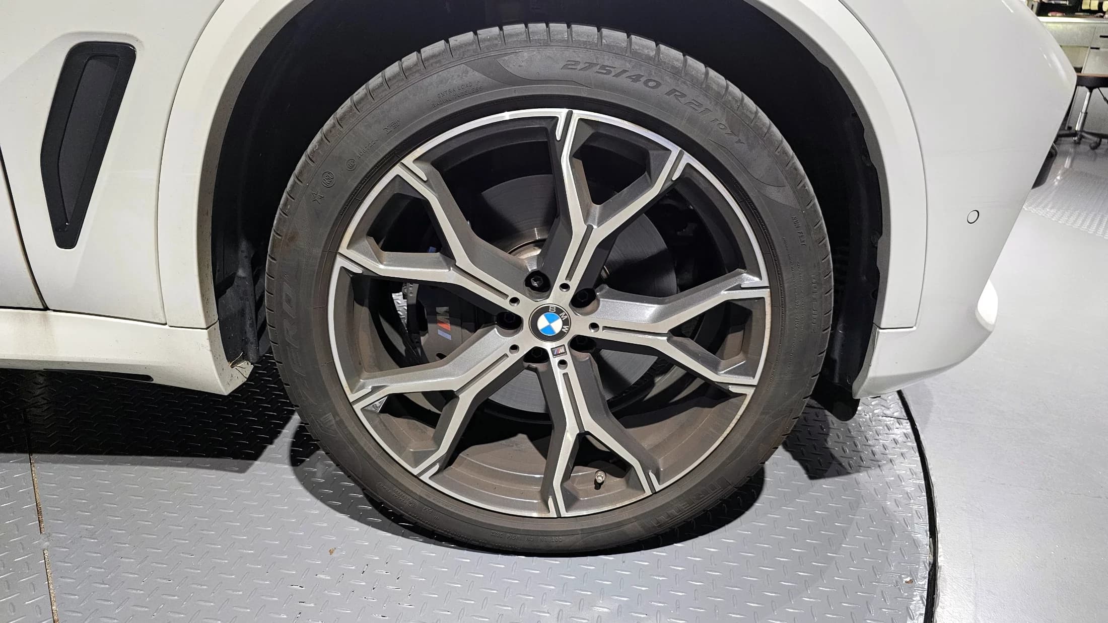 BMW X5 xDrive 40i M Sport, 2023 г. 15078 км. — фото 5