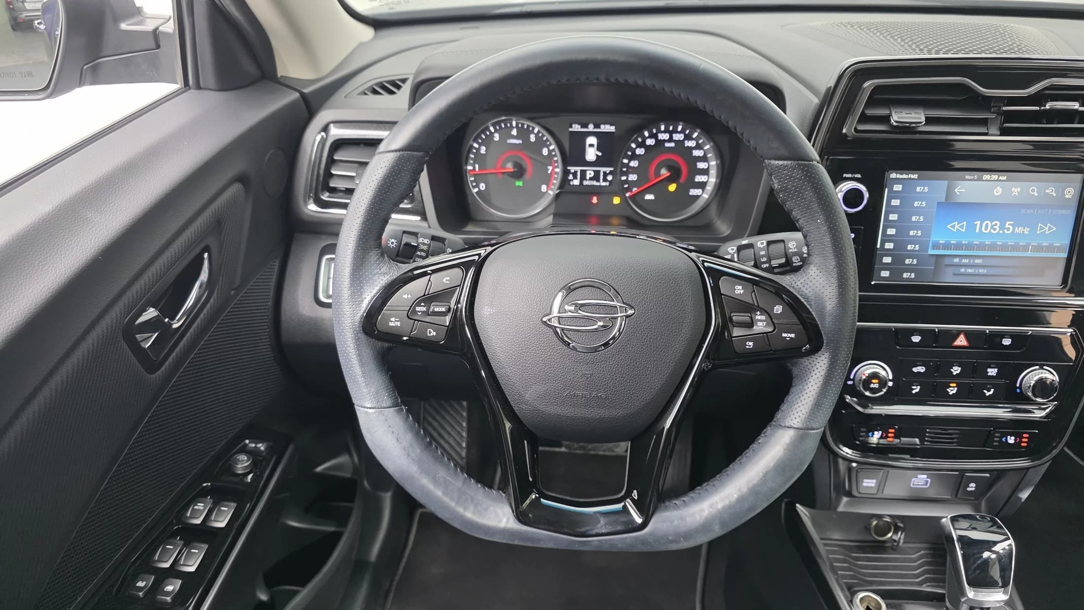 SsangYong TIBOLI Gasoline 1.5 2WD V3, 2021 г. 54521 км. — фото 13